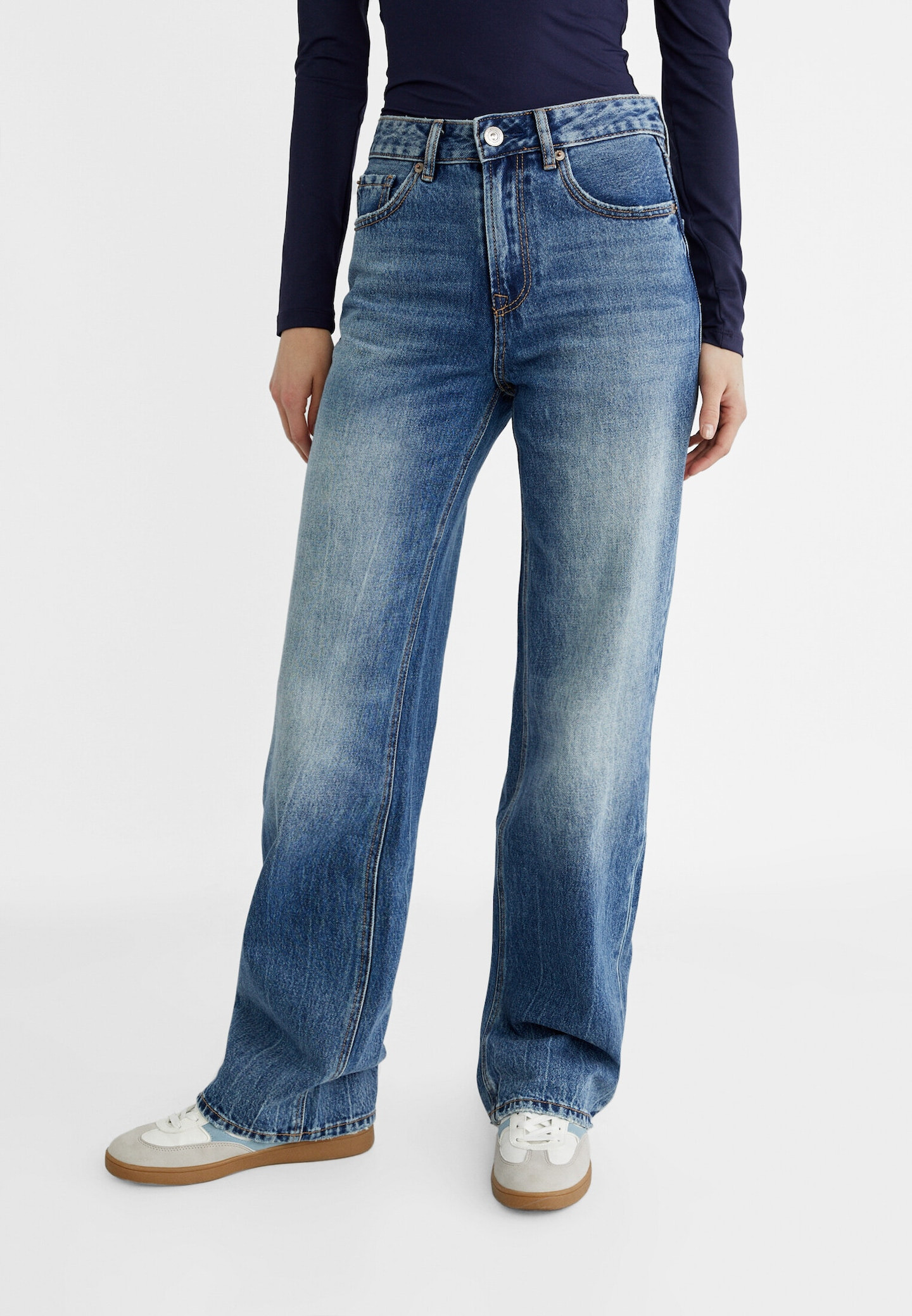 D92 straight wide-leg jeans | Stradivarius (UK)