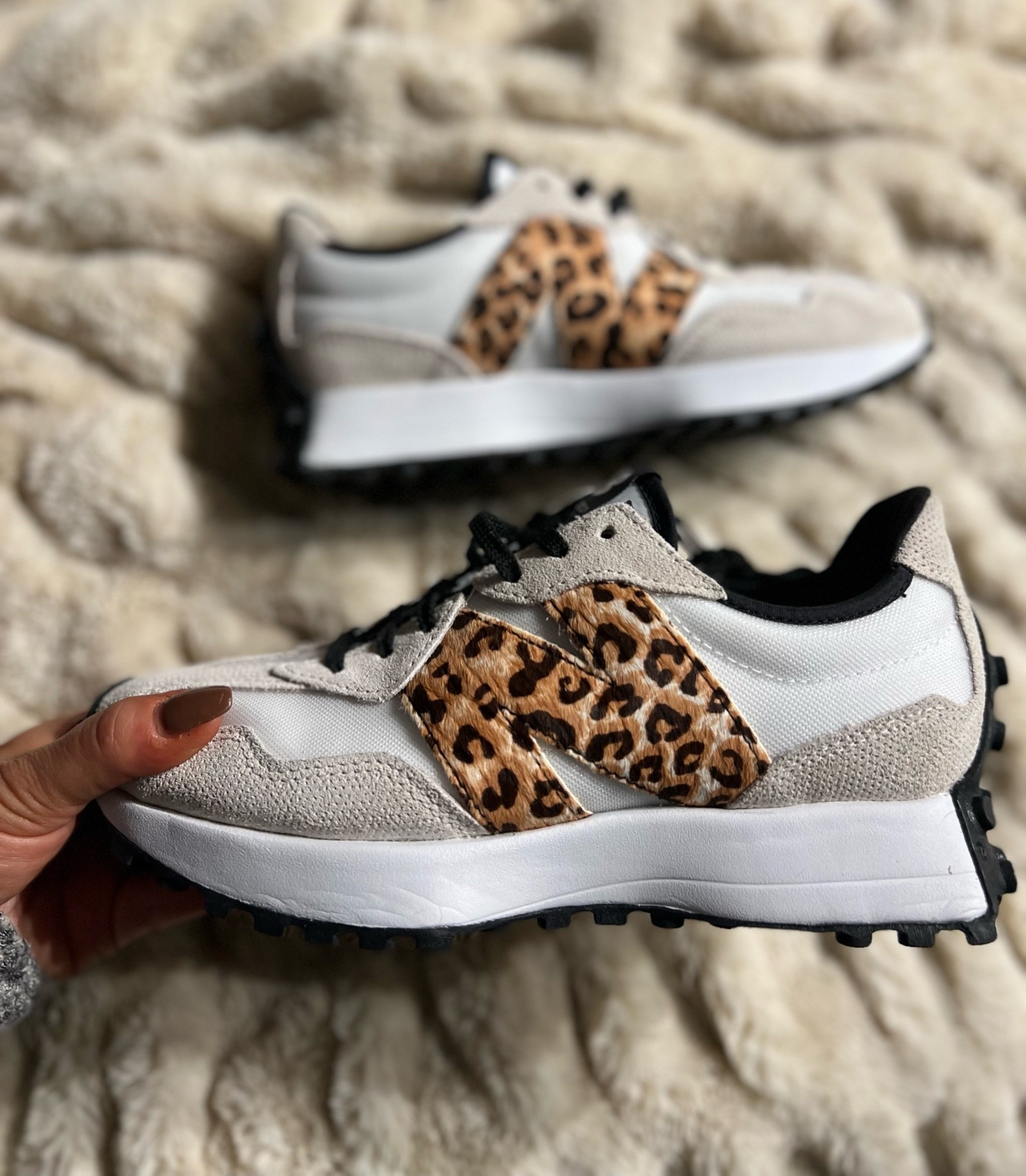 For those of you who asked… here is an up close of the sneakers that I’m wearing in the post from Tuesday. They are insanely comfortable. I had them on for just over an hour and had 3 people ask where I got them 😃

#LTKstyletip #LTKSeasonal #LTKshoecrush