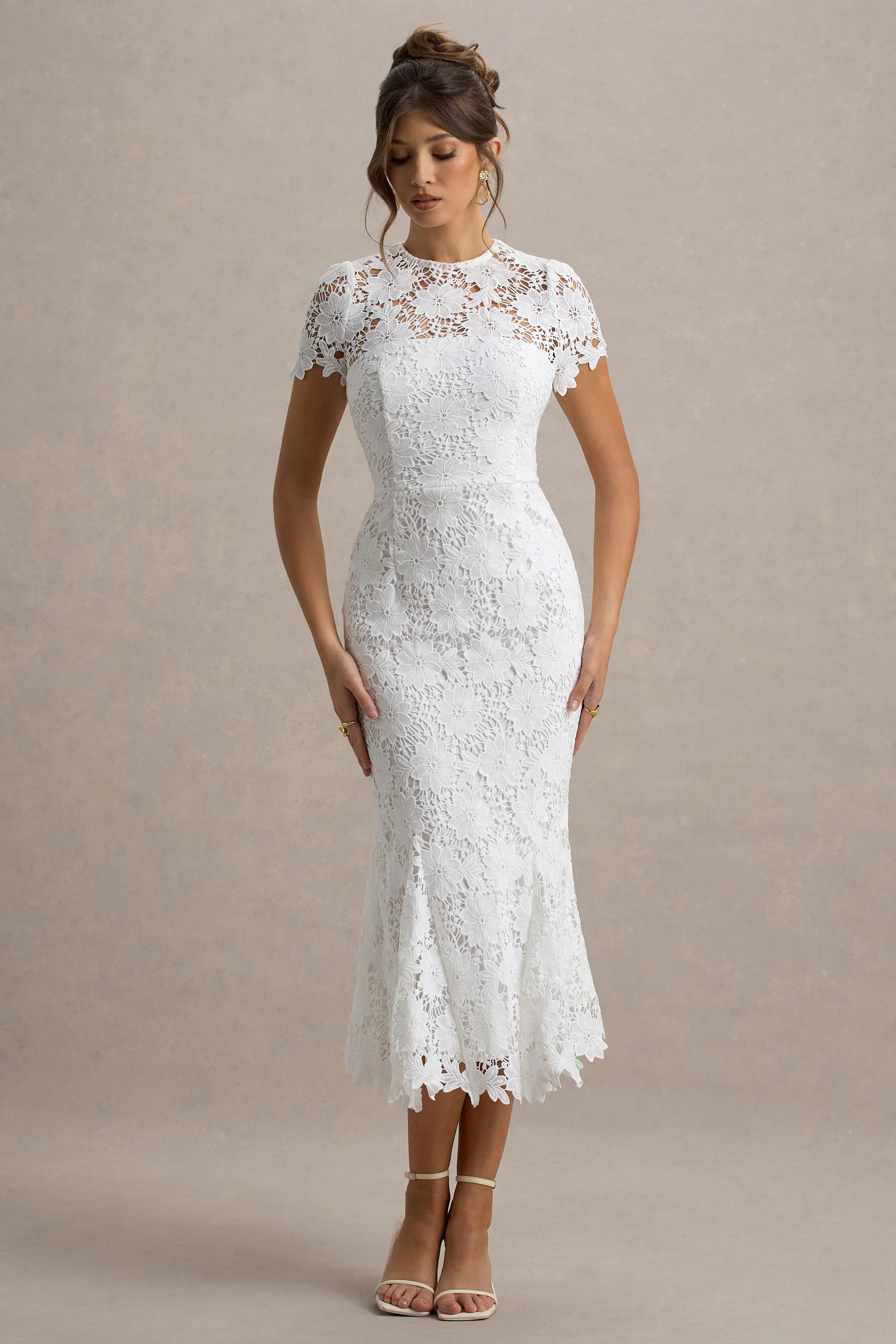 Clarissa | White Lace Crew-Neck Short-Sleeve Midi Dress | Club L London