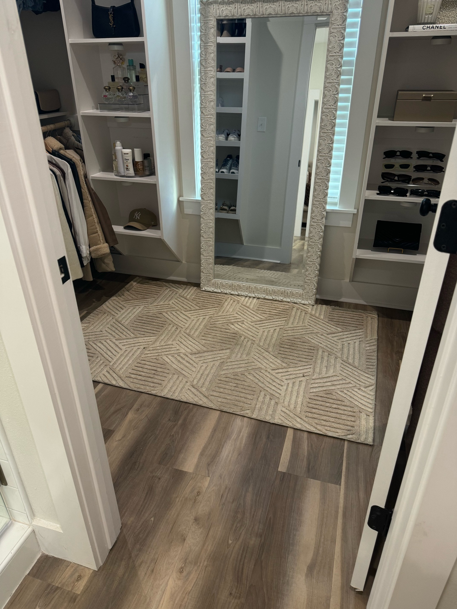 Closet Rug from LOLOI 🥰