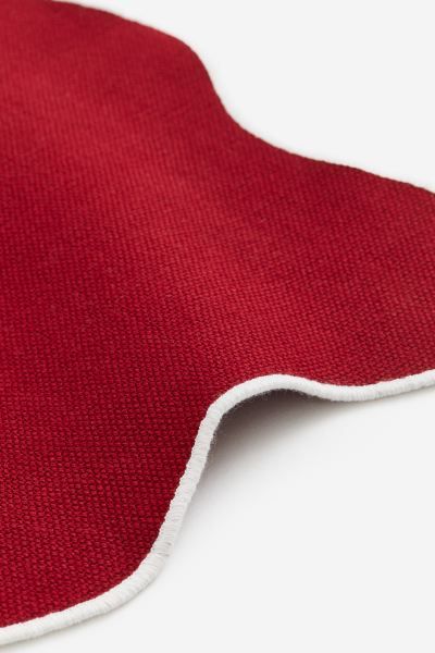 Scallop-edged Placemat - Red - Home All | H&M US | H&M (US + CA)