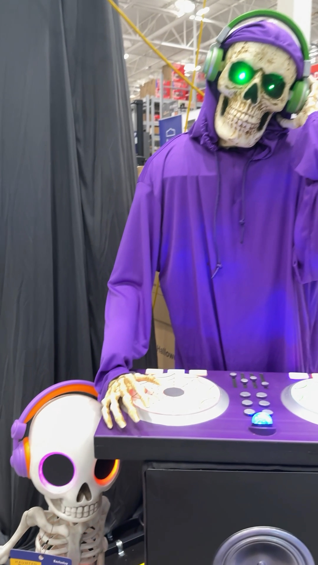 Bluetooth Skeleton DJ + Spooky Animatronics 🎃

lowes halloween 2025, bluetooth skeleton halloween, 12 foot nightwalker lowes, haunted living animatronics, motion activated halloween decor, lowes ghost animatronic, spooky outdoor halloween, family friendly halloween decorations

#LowesHalloween #Animatronics2025 #MomApprovedDecor #HalloweenPorchDecor #OutdoorHalloweenDecor

#LTKSeasonal #LTKParties #LTKHome