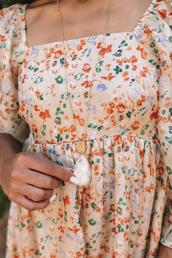 Wisteria Avenue Necklace In White | Impressions Online Boutique