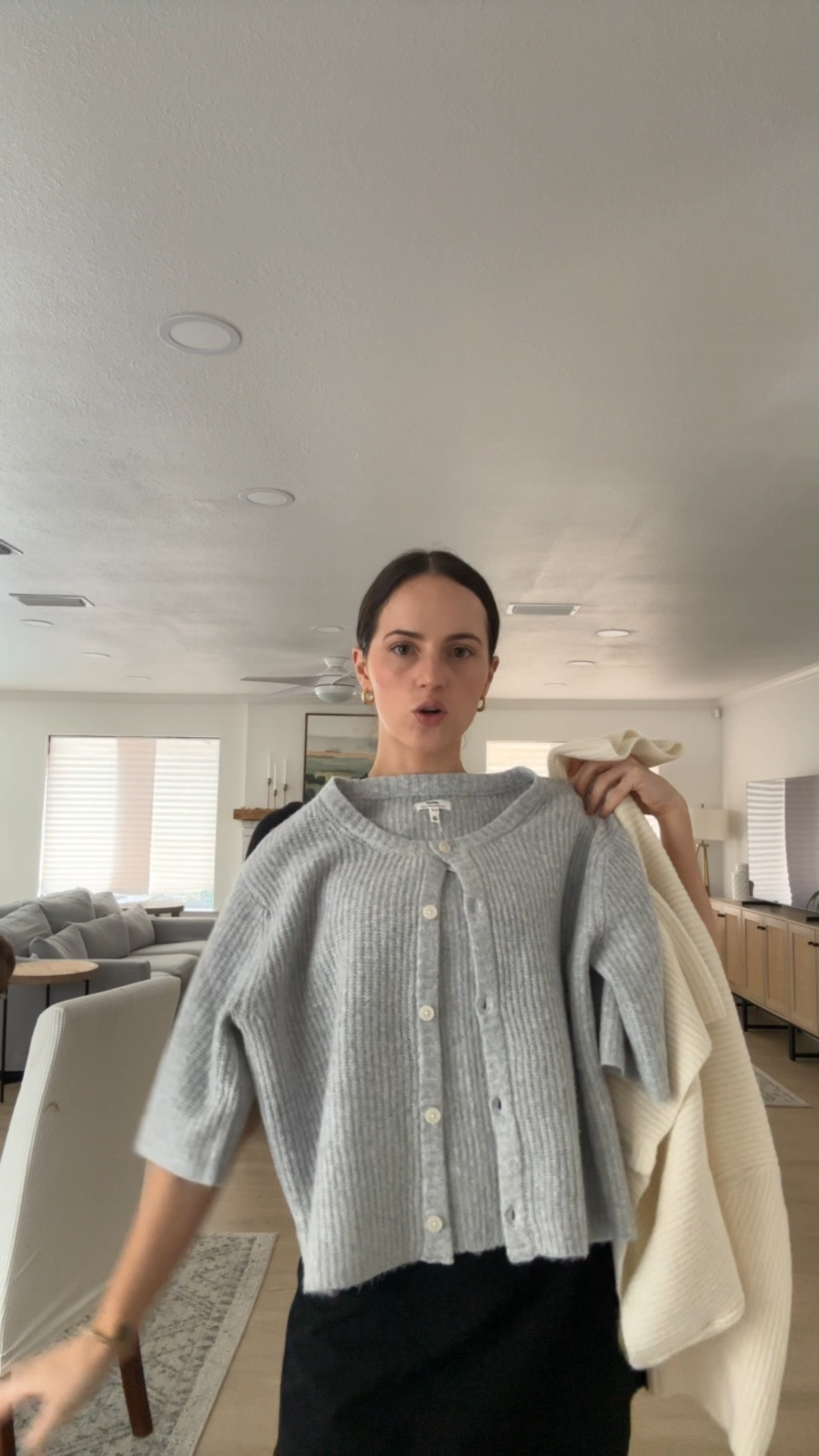 Best fall transition sweater!!

#LTKSeasonal #LTKBacktoSchool #LTKFallSale