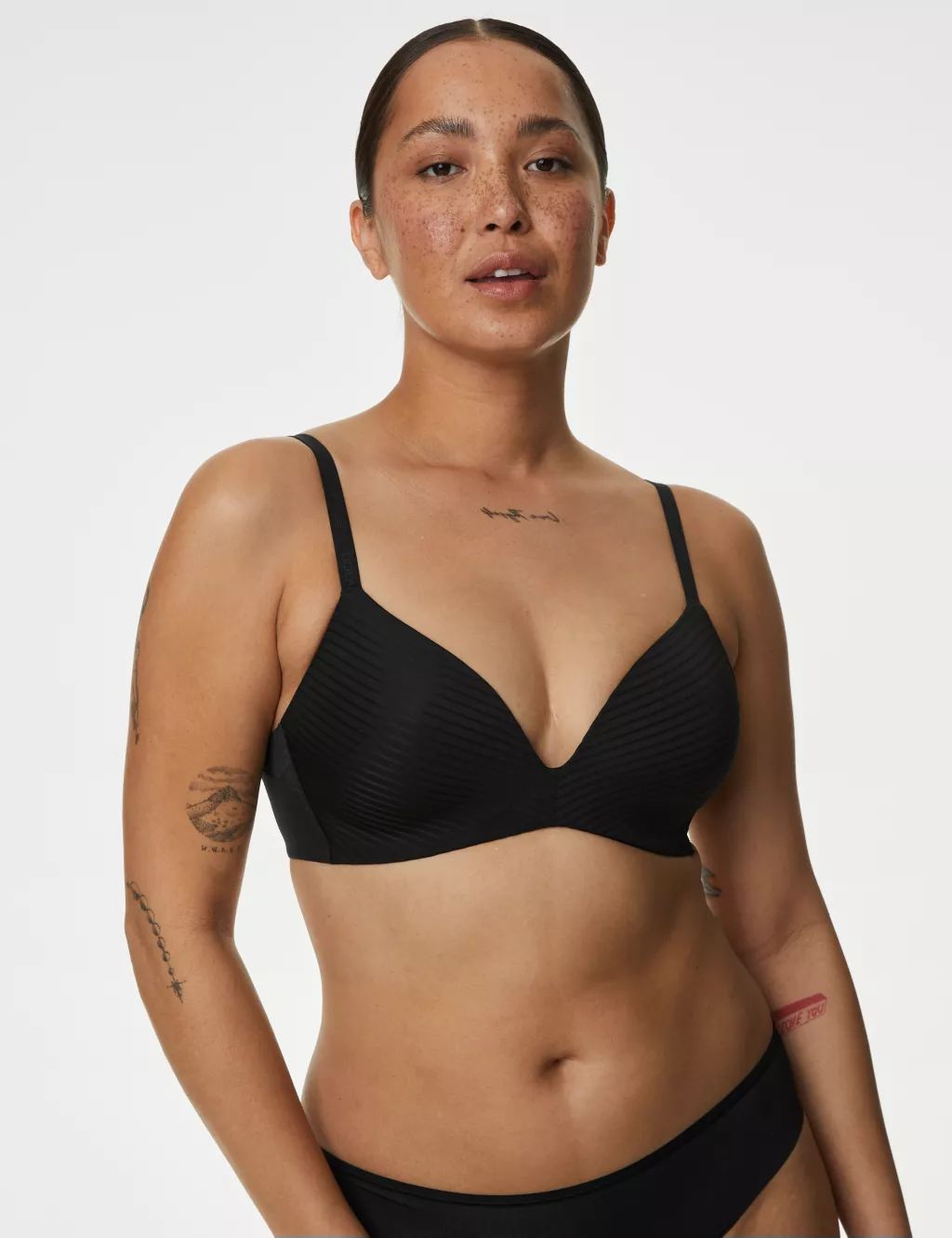 Shape Define™ Non Wired Full Cup T-Shirt Bra A-E | Marks & Spencer (UK)
