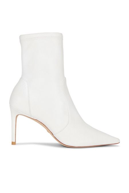 Weekly Favorites- Bootie Roundup - October 15,, 2022 #boots #fashion #shoes #booties #heels #heeledboots #fallfashion #winterfashion #fashion #style #heels #leather #ootd #highheels #leatherboots #whiteboots #shoeaddict #womensshoes #fallashoes #wintershoes #white #whiteleatherboots 

#LTKSeasonal #LTKshoecrush #LTKstyletip