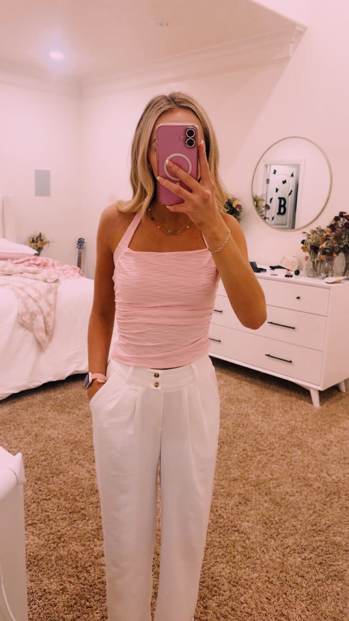 •shein top size s
•dress pants 