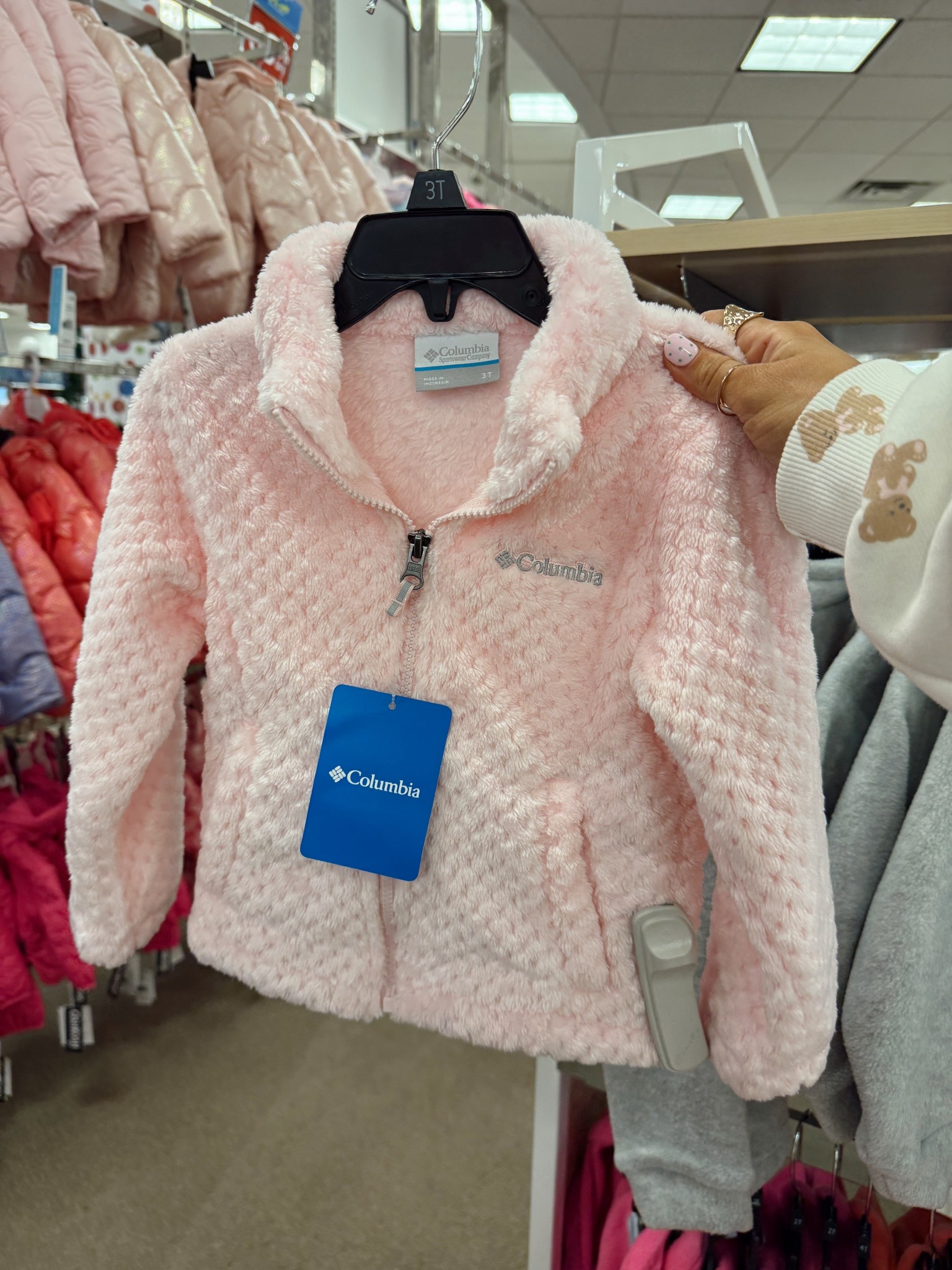 Sweetest zip up jacket 🌸