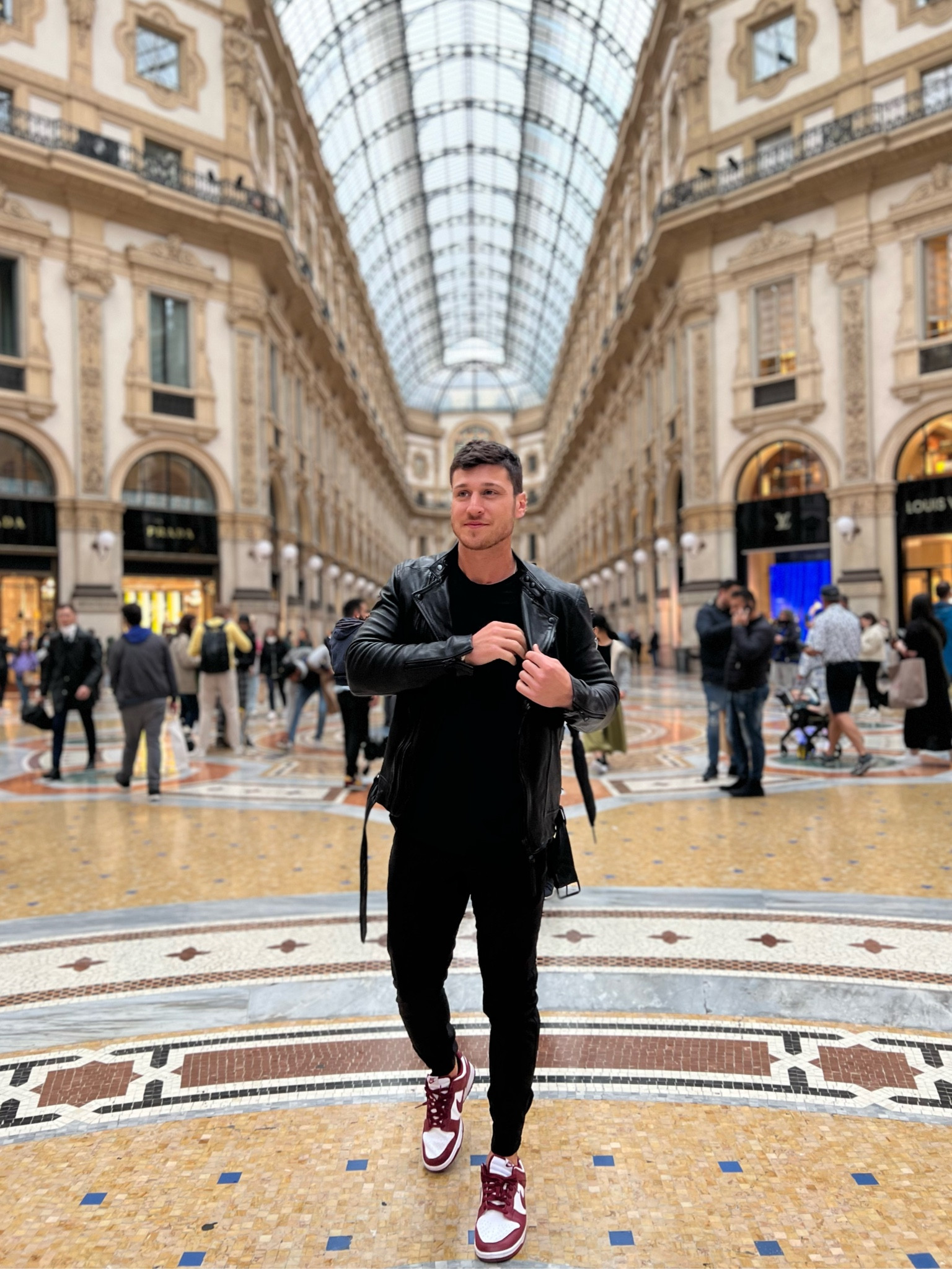 Timeless Style 

#LTKTravel #LTKMens #LTKNYFW