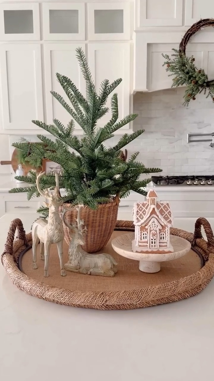 ✨ “Let me show you how to style neutral Christmas decor the cozy way ✨


#christmasmood #christmastime #neutralchristmas #christmasaesthetic #christmasinspo #christmas #tistheseason

#LTKHome #LTKSeasonal #LTKHoliday