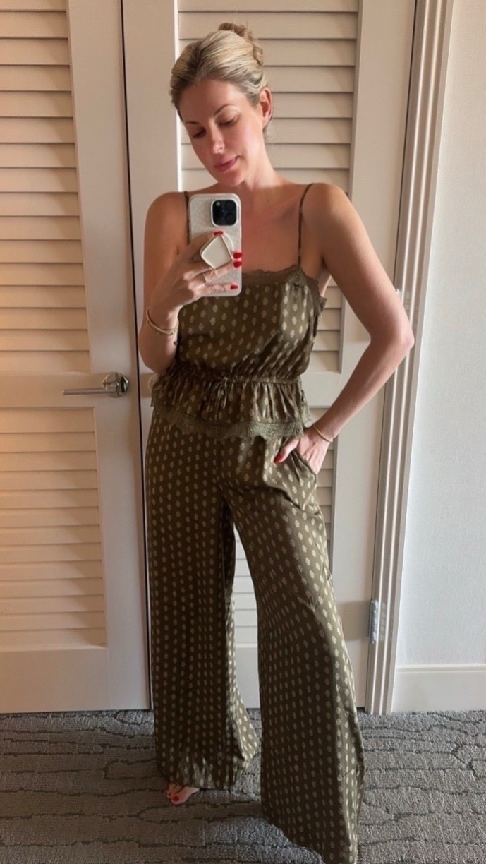 Morning check-in before a spa day + golf outing and I’m still in these cute, comfy pajamas that look way more expensive than they are. They’re giving major Free People vibes but at an every-girl budget and the fabric is so soft I almost didn’t want to take them off. Perfect for slow mornings, coffee on the balcony, or getting ready without sacrificing style.

Proof you don’t have to spend luxury prices to look effortlessly chic. ☁️✨

Shop these budget-friendly cozy PJs and my other morning favorites on my LTK. #LTKStyle #LTKUnder50 #CozyStyle #MorningRoutine #ResortMorning #AffordableStyle #FreePeopleInspired



#LTKSeasonal #LTKmorningroutine #LTKootd