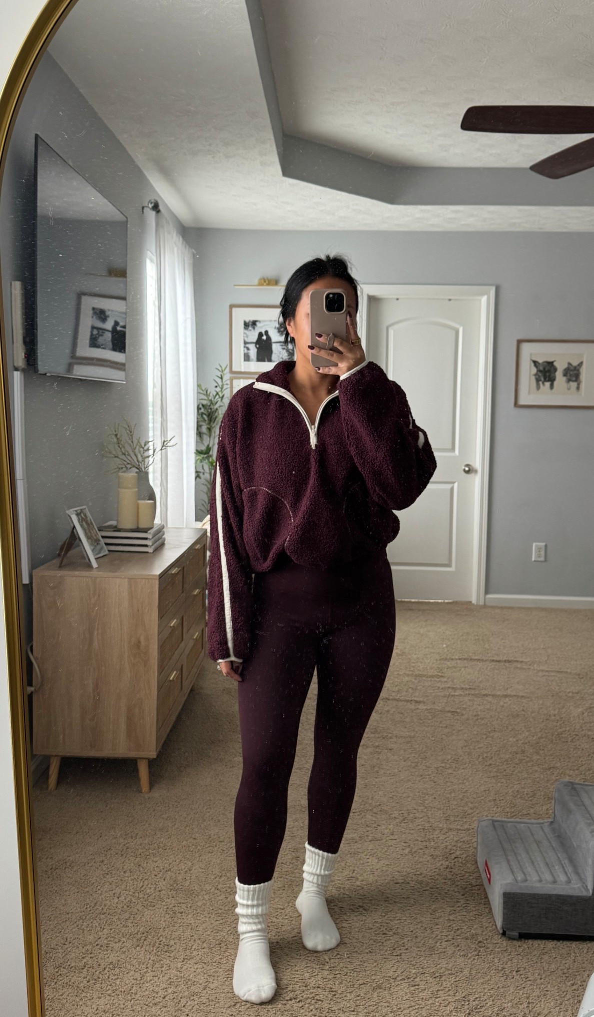 the perfect burgundy/wine colored outfit. leggings are 55% off right now and Sherpa is currently on sale for 40% off ❤️‍🔥✨

#LTKootd #LTKGiftGuide #LTKPetite