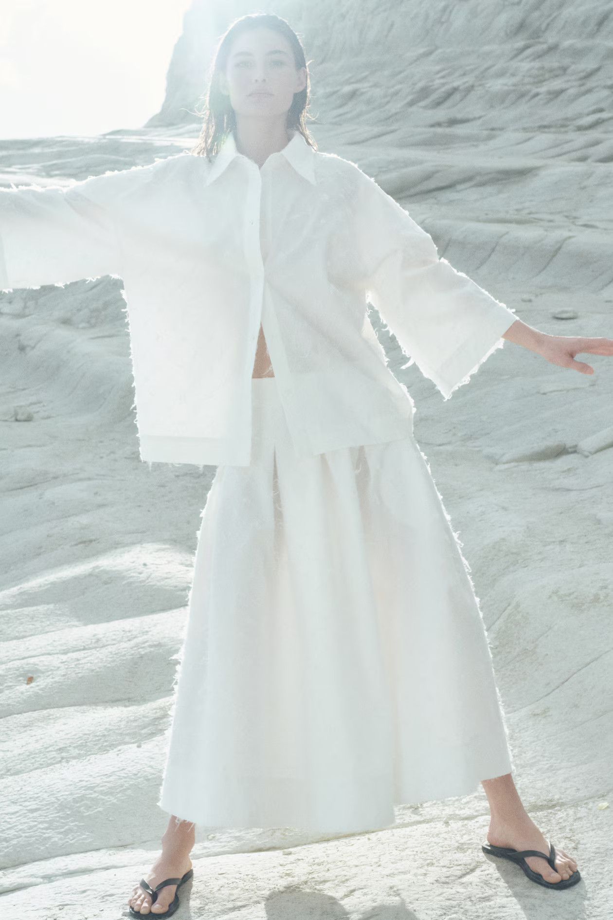 Oversized Bluse mit Fransen | H&M (DE, AT, CH, NL, FI)