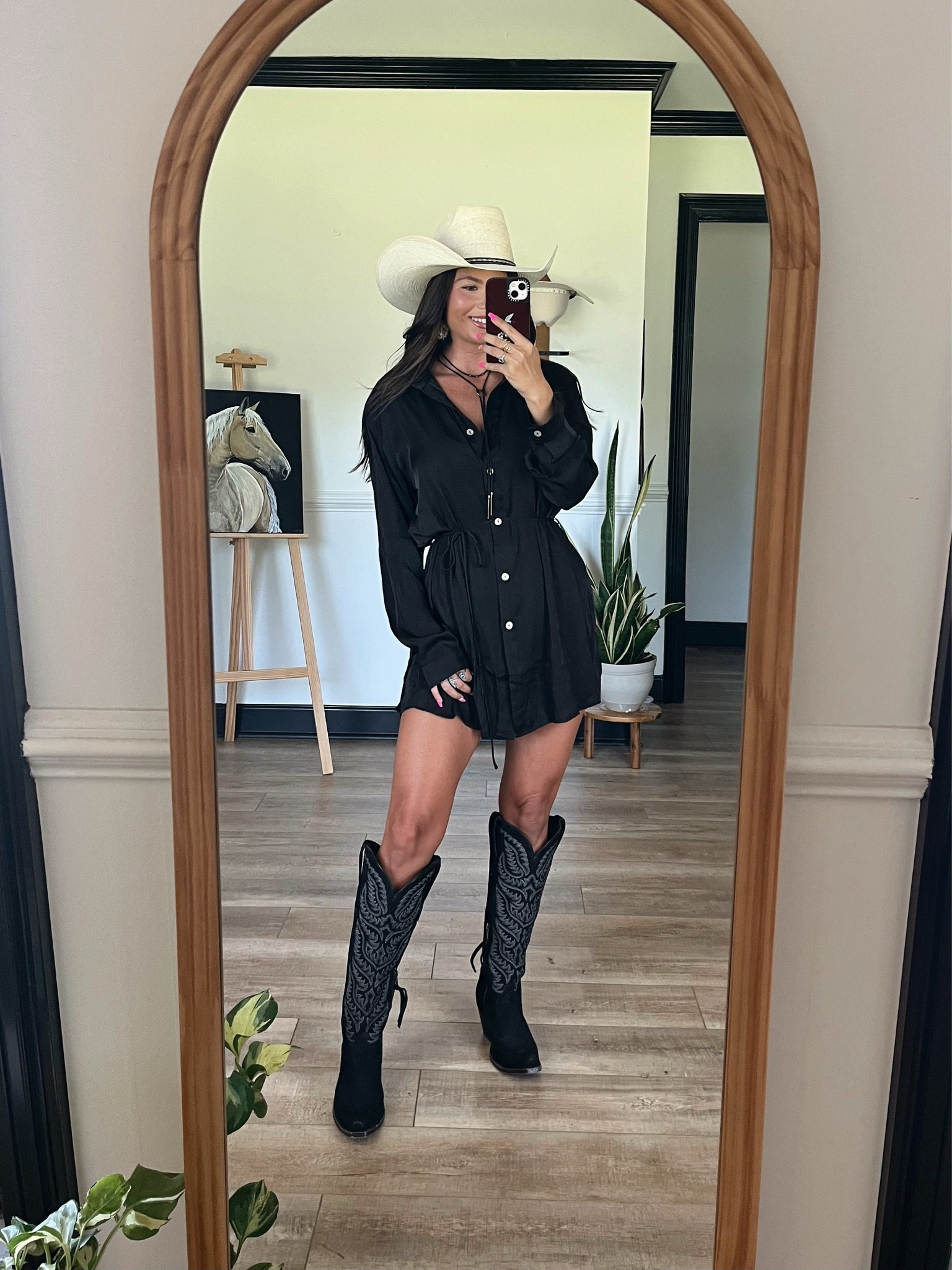 Romper is now 40% off with code LORILYNN40 🖤 wearing x

#LTKootd #LTKgrwm #LTKSaleAlert