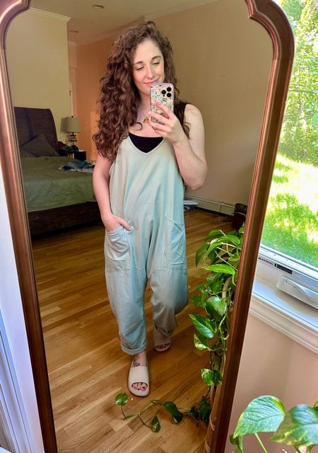 I am absolutely loving this free people dupe I found on Amazon. I originally ordered a medium and it was too big. I sized down to a small and rolled the legs and it’s perfect for summer.

Vacation outfit, travel outfit, summer outfit, fashion, womens romper, old navy, Amazon finds, free people dupe.

#LTKStyleTip #LTKBeauty #LTKFindsUnder50