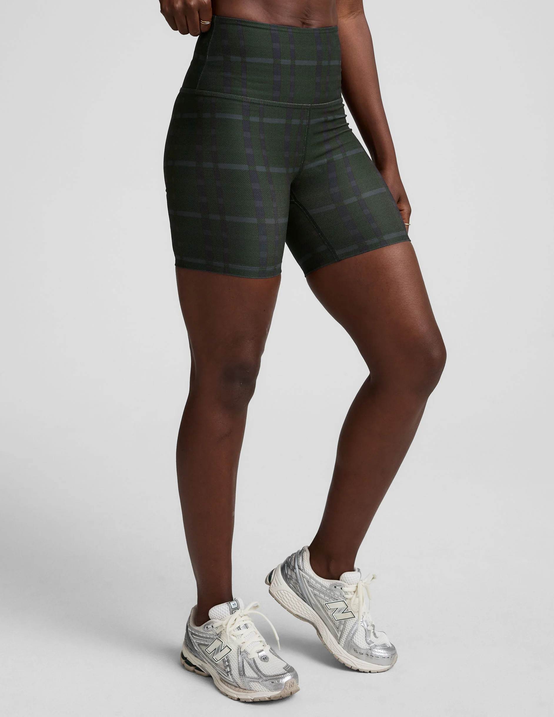 SoftMark Keep Pace Biker Short | Beyond Yoga | Beyond Yoga