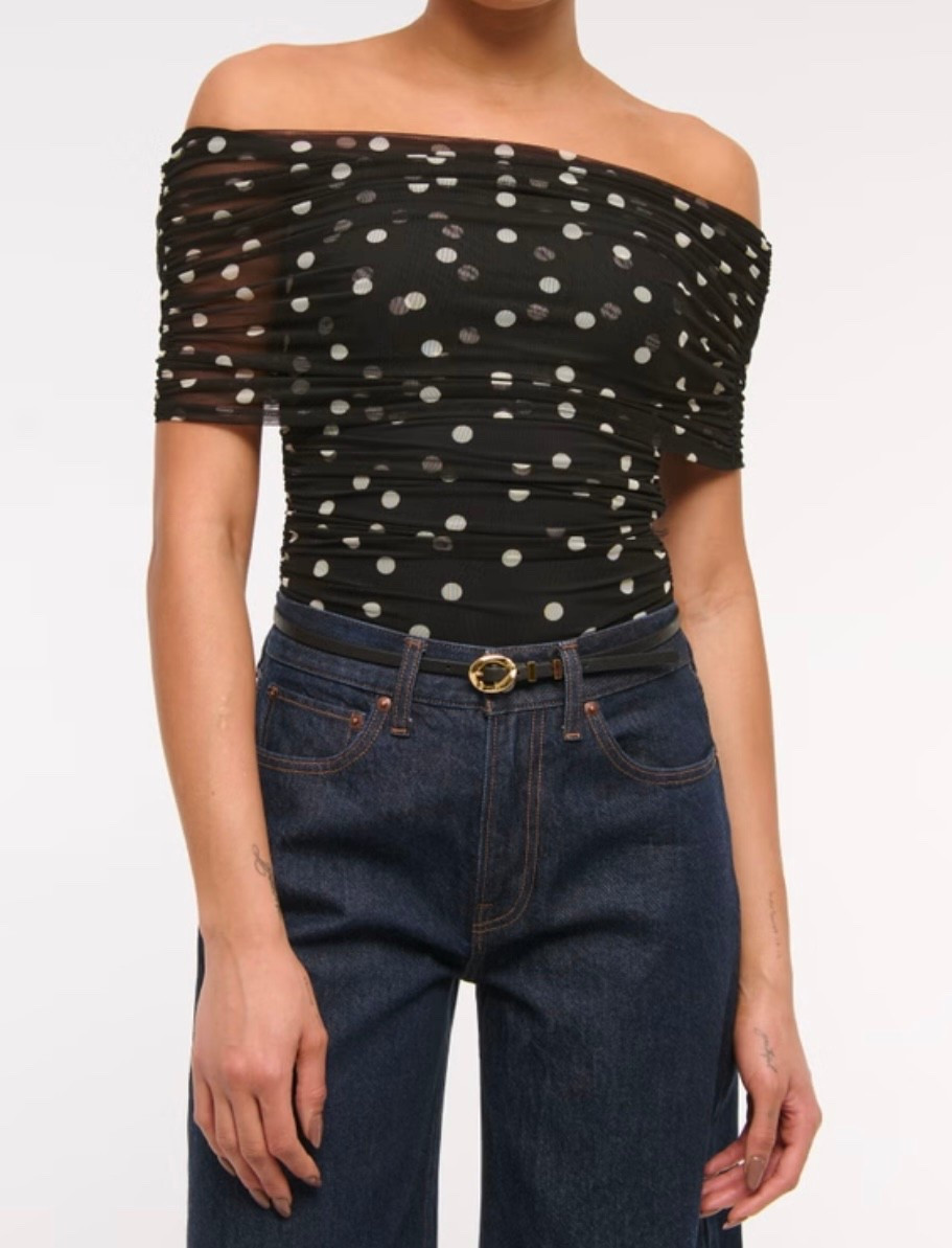 Polka dot bodysuit ⚫️

Polka Dot// Trending// Polka dot bodysuit// Abercrombie 

#LTKFindsUnder50 #LTKSaleAlert #LTKStyleTip
