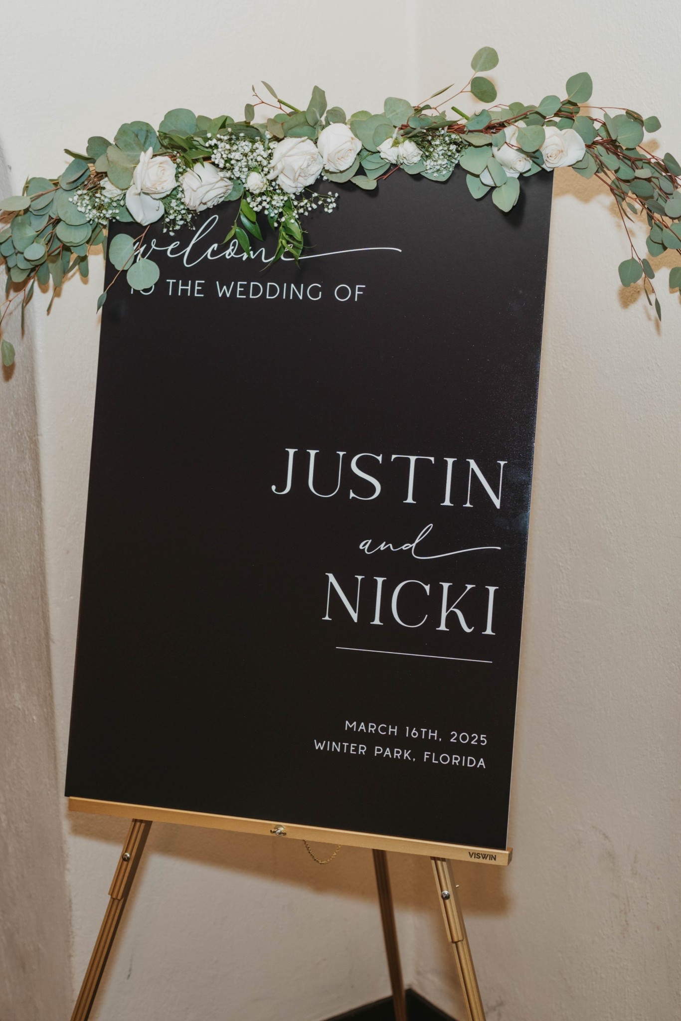 Simple and elegant wedding welcome sign 🤍💍

#LTKWedding