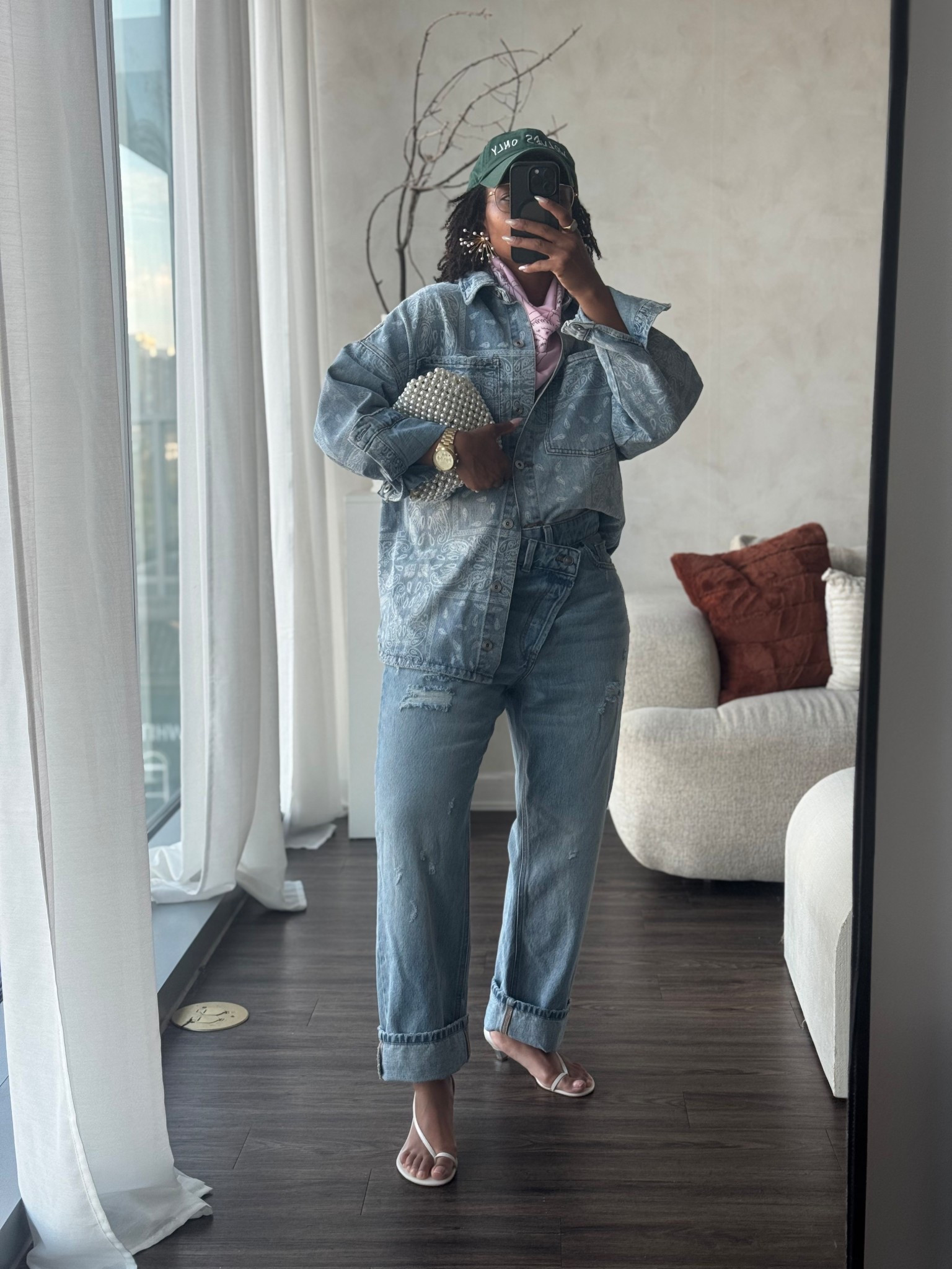 Day 16 .. this look was inspired by my HBCU homecoming this week. Though temps in reality wont go for this outfit… This is how i would  be pulling up in cooler temps. A girl can dream right ?!
When in doubt rock a Canadian tux… I needed another reason to style my Dylan jeans from @kbbbykahlana becasue I’m just that obsessed. Paired it with a custom line jacket and styled it with a few old pickups in my closet ! 

Hat @wolvesonly
Earrings: @shopkhoi
Pearl bag :: old Zara 
Shoes mango (in my LTK)

#LTKStyleTip #LTKFindsUnder100 #LTKSeasonal