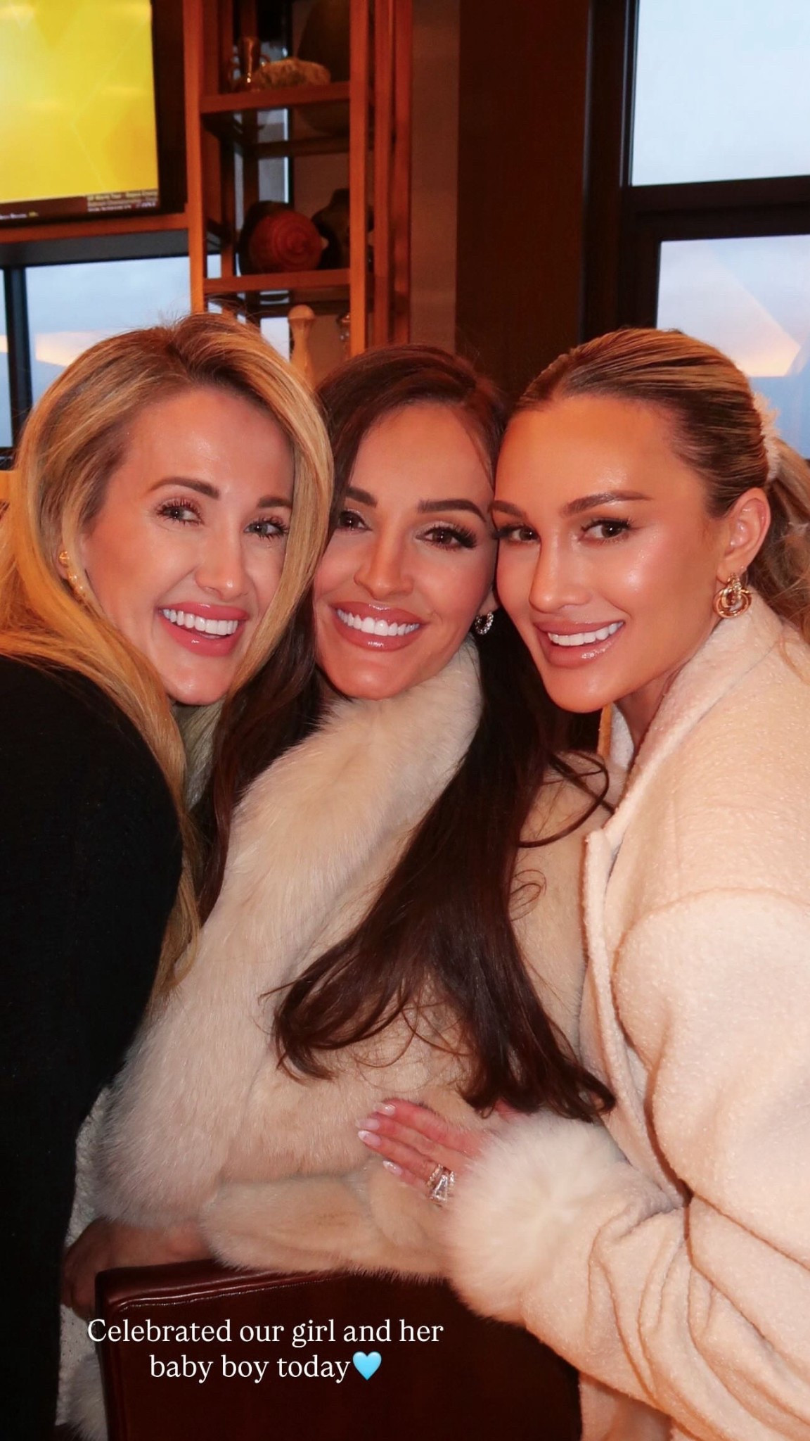 Love celebrating with friends ✨

#LTKU #LTKootd #LTKdayinmylife