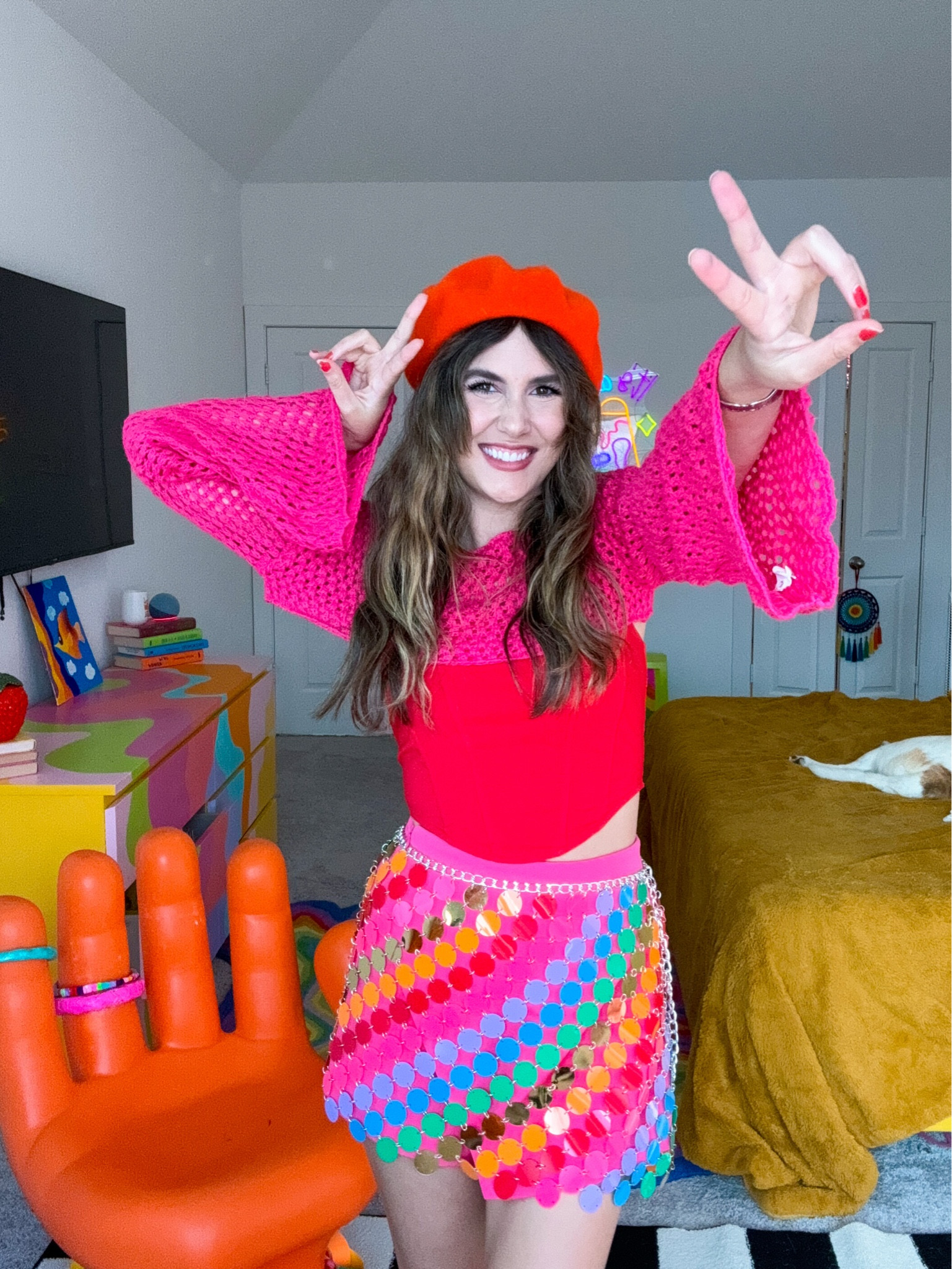 Styling rainbow pieces is my FAVORITE thing to do- especially when I get to wear a magical half sweater!!!💞✨🤩 A beret + bolero are my go-to pieces to style together & this outfit was no exception!! I’m wearing a small in the bolero & typically wear a small!!💞