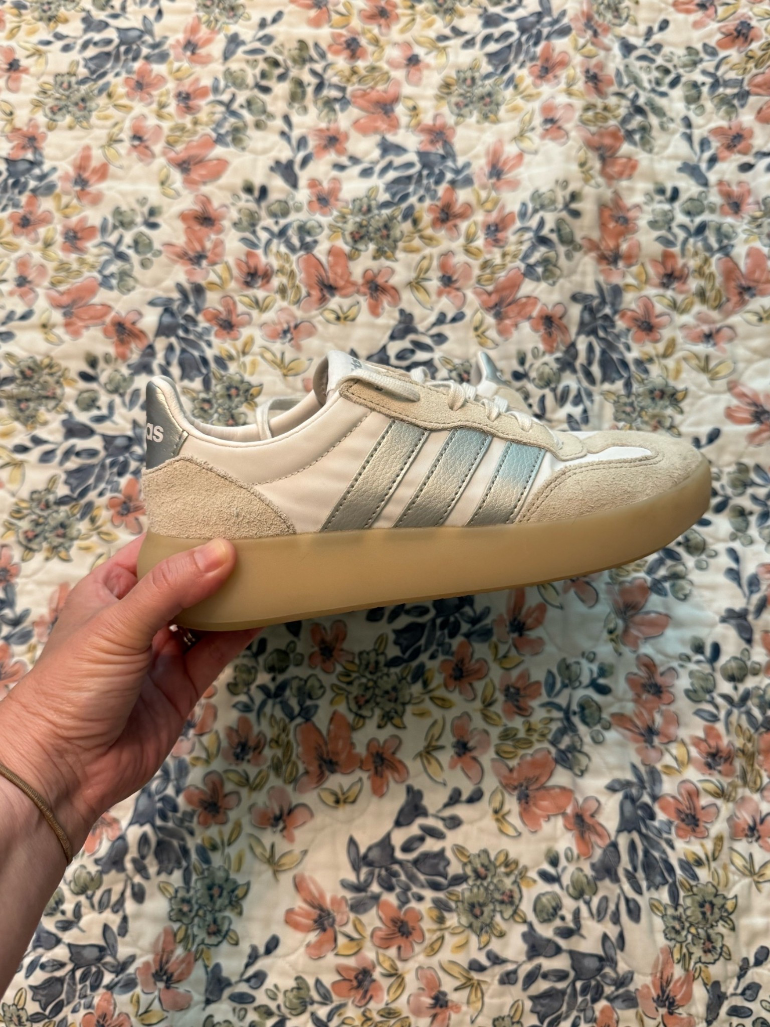my current favorite theme park shoe ❤️ cute and comfy! Plus this color goes with everything 

Adidas, sneakers, theme park outfits, tennis shoes

#LTKActive #LTKTravel #LTKstorytime