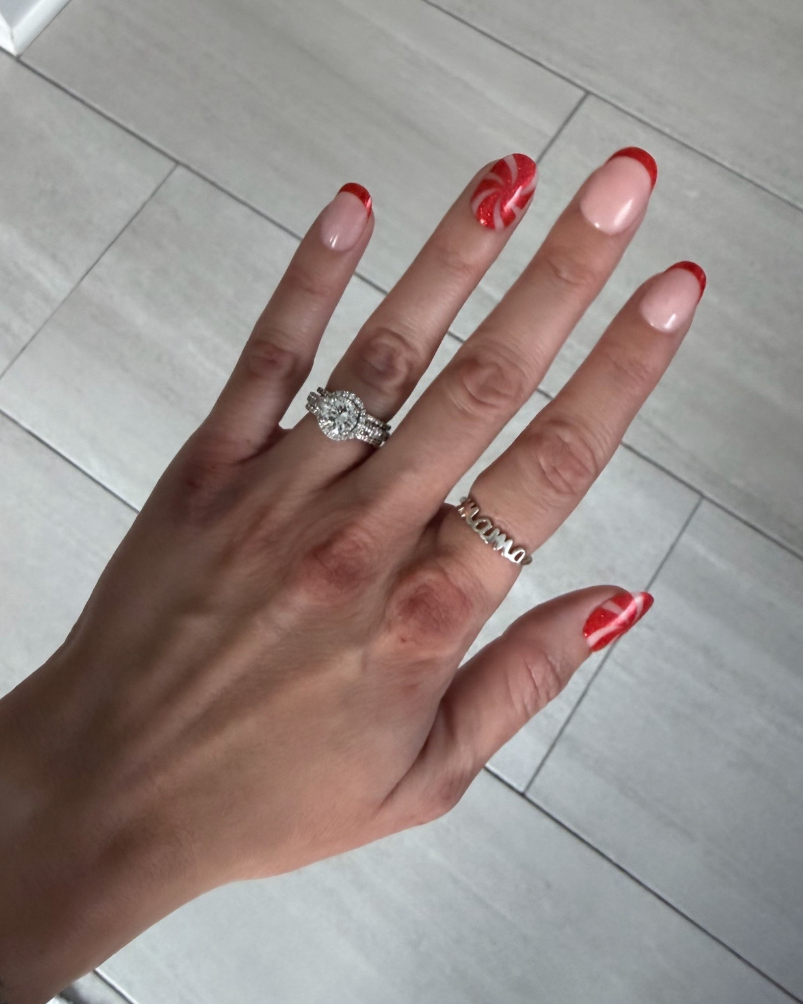 Been getting so many compliments on this fun peppermint holiday mani—and it couldn’t be easier to apply these press ons

#LTKFindsUnder50 #LTKHoliday #LTKBeauty