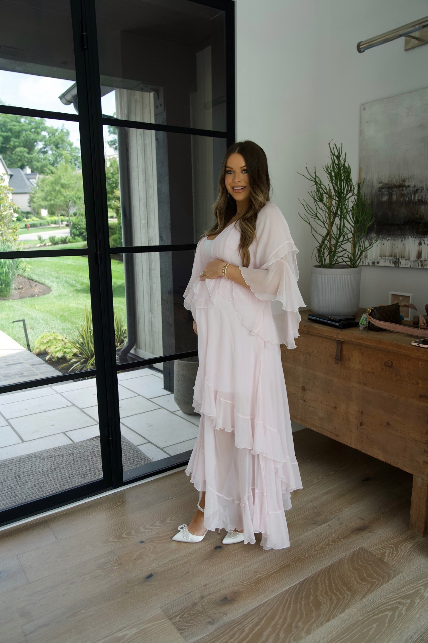Baby girl shower #2 dress 🩷 this dress was perfect for the growing bump! Also comes in blue for boy moms 