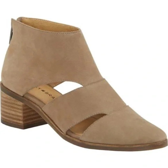Lucky Brand Ralwan Womens Nubuck Cut-Out Booties size 9 1/2 | Poshmark