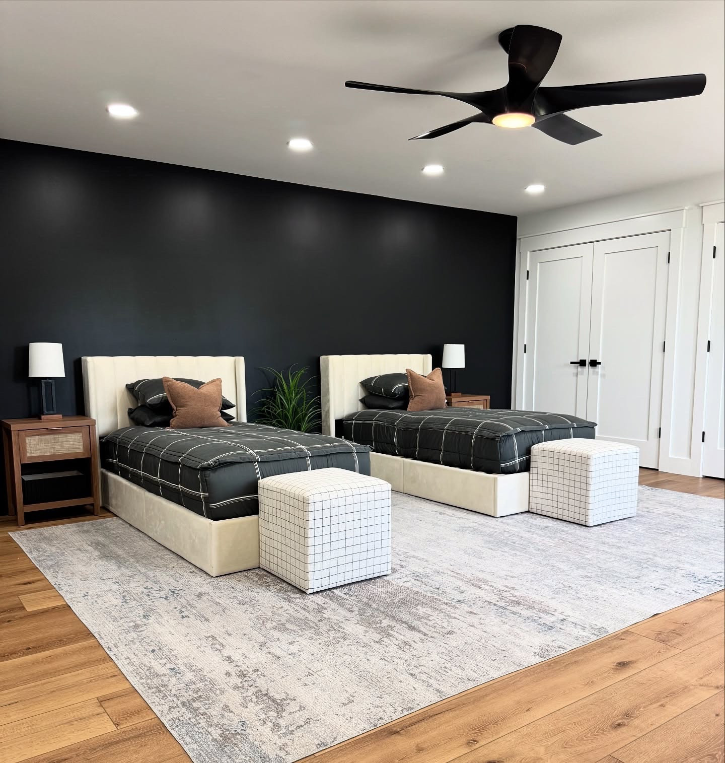 Middle boys bedroom stills🖤

If you’ve been wanting to switch things up, don’t sleep on the power of lighting-it really makes a room feel finished.

Shop this fan + more lighting @urbanambiancesocial 

🔗Comment BEDROOM and I’ll send you links to this room!!
.
.
.

#boysbedroom #kidsroominspo #decoratingideas #decorateyourhome #itkhome #cozybedroom #lighting #kidsbedroomideas #lightinspired #neutralhome #neutralstyle #urbanambiance