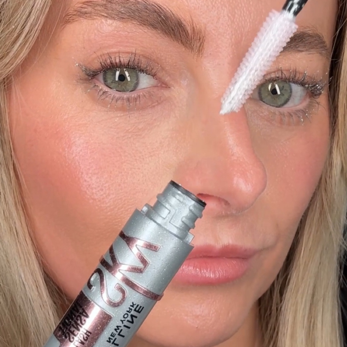 Space Diamond Glitter Mascara from Maybelline 