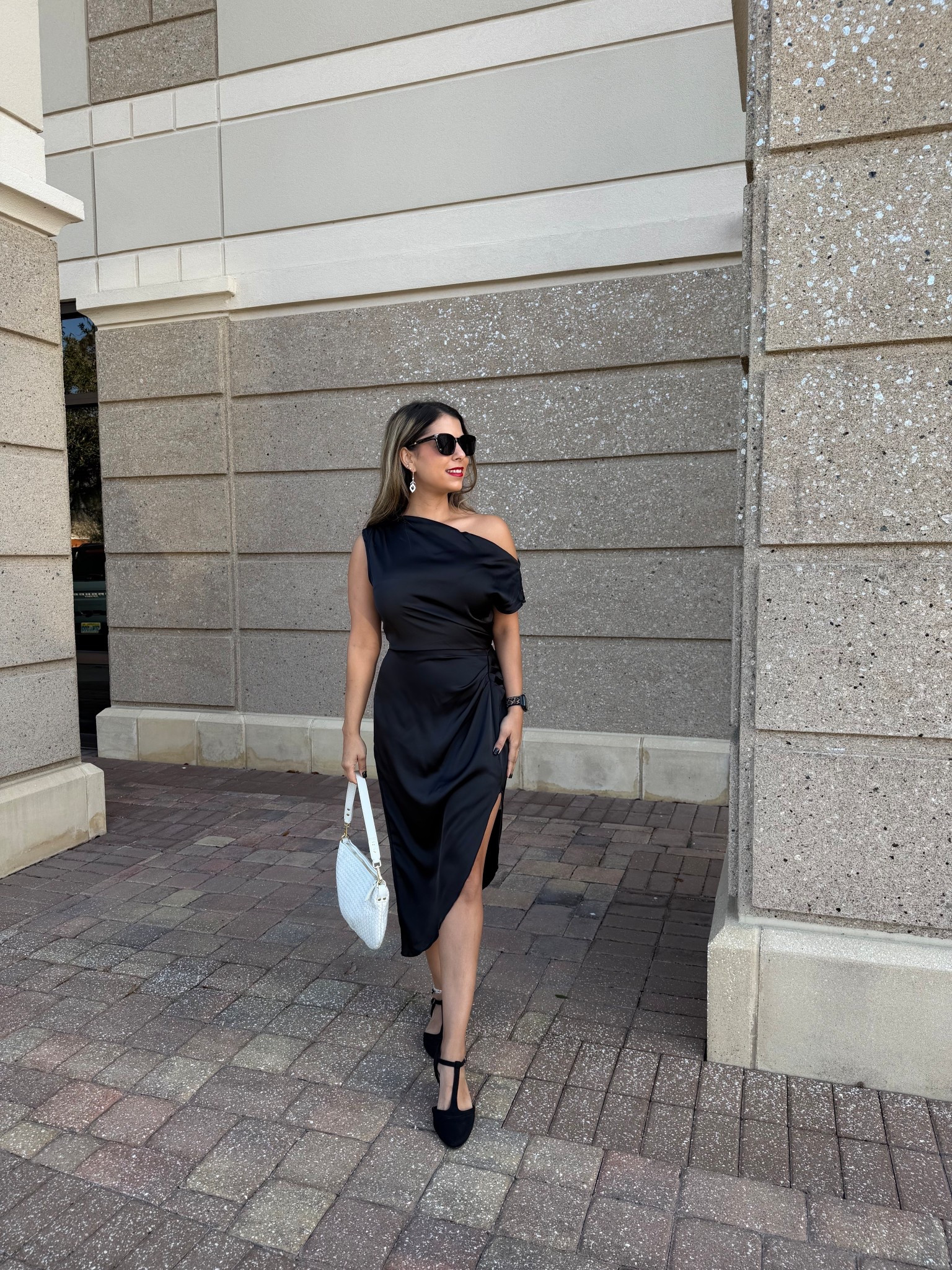 Elegant Off The Shoulder Midi Dress Short Sleeve Formal Wedding Guest Bodycon Dresses


#LTKWedding #LTKSeasonal #LTKootd