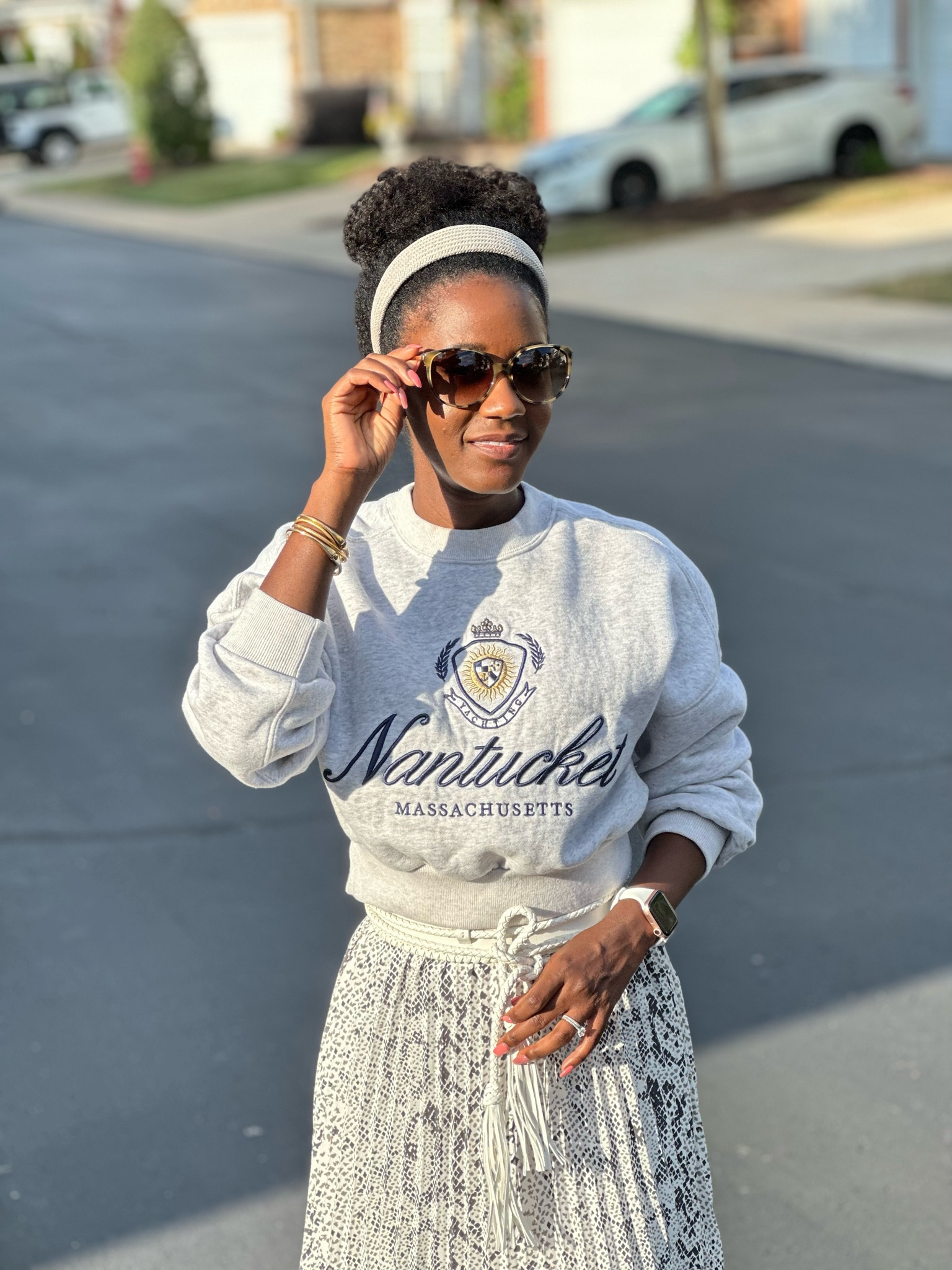 Taking a page from Carrie Bradshaw and dressing up this cropped sweatshirt with a pleated skirt. Loooove! Similar styles linked  

#StylishlyBree #Abercrombie&Fitch #WHBM #KateSpade

#LTKfindsunder100 #LTKstyletip