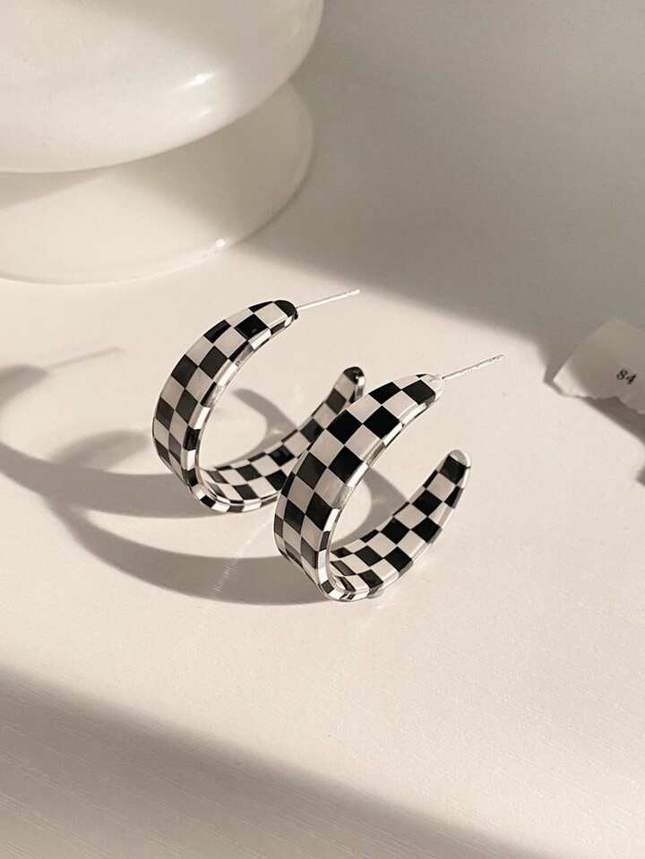 Color: Black and White | SHEIN