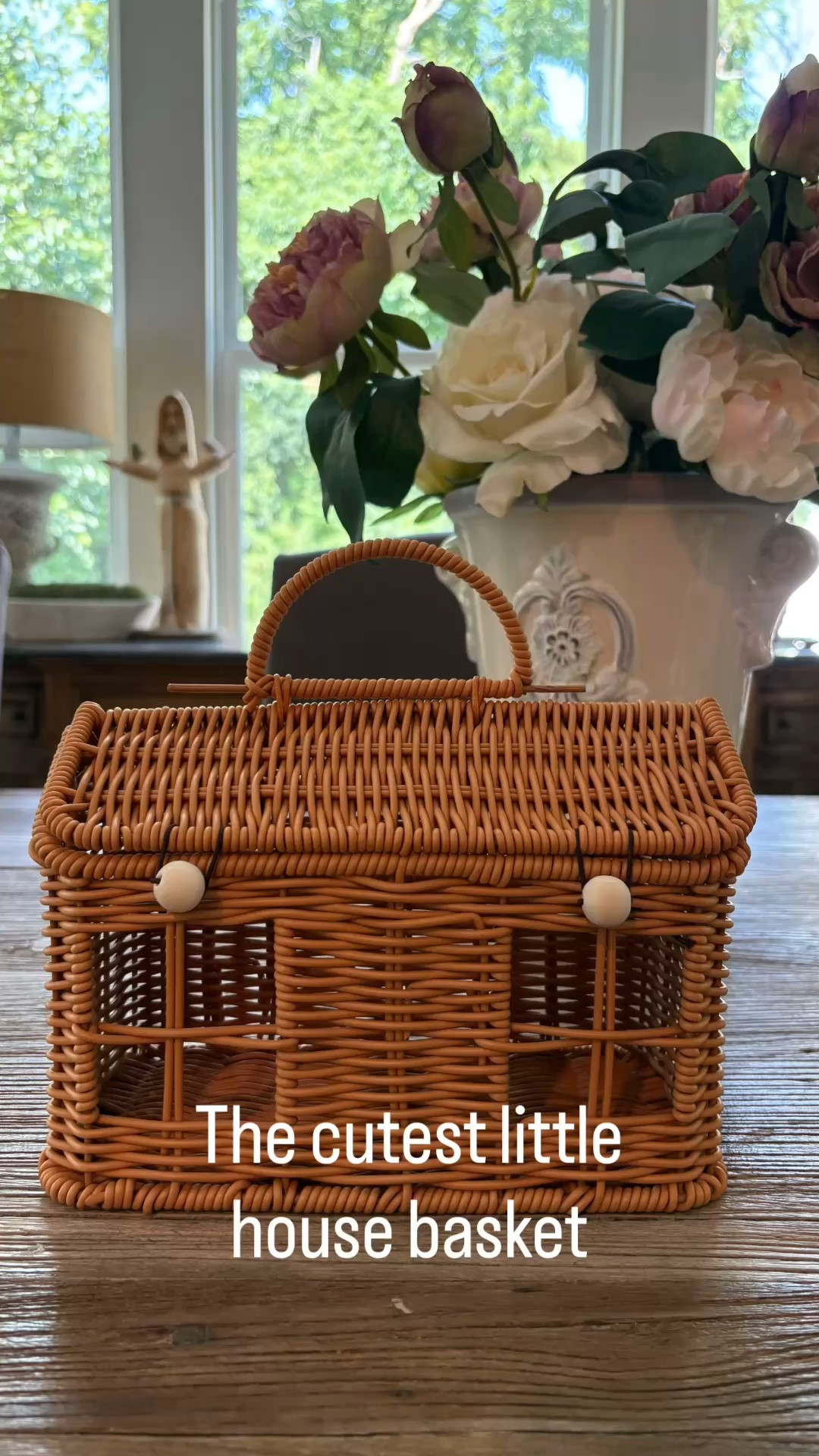One little basket… so many sweet ways to use it. 🤍

Fill it with fresh flowers, tuck in a few thoughtful gifts, or create the sweetest housewarming surprise. It’s one of those timeless pieces that you’ll reach for again and again.

I’ve linked this adorable house basket here along with a few of my favorite ideas for filling it.

What’s the first thing you’d put inside?