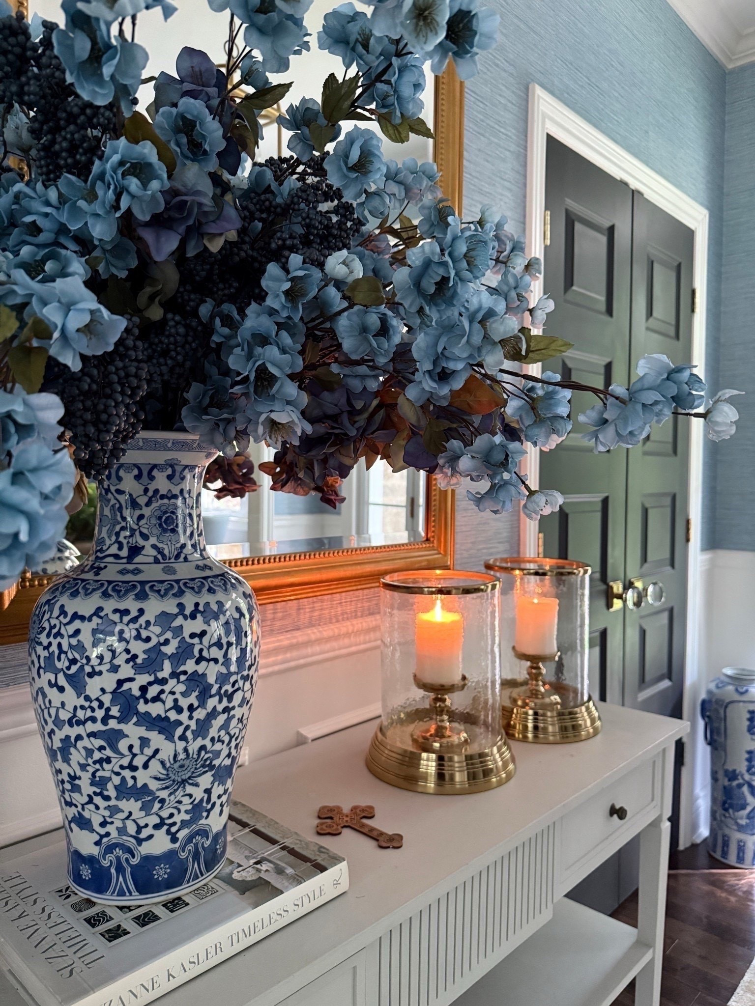 Make a statement with gorgeous fall florals in layers of blues!

Fall decor, fall decorations, fall home finds, fall home decor, chic fall finds, chic decor

#LTKSeasonal #LTKHome