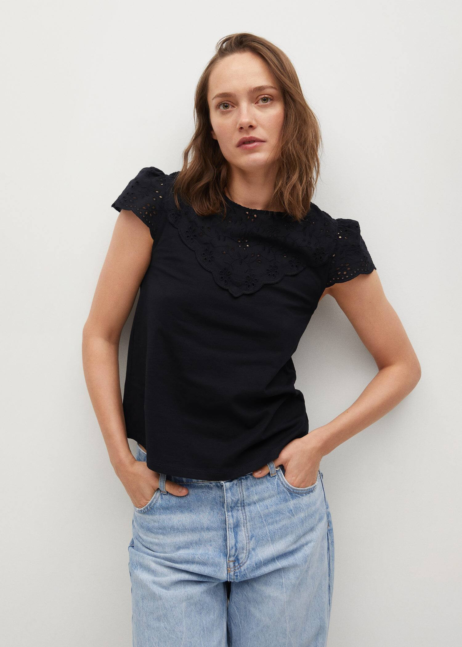 Cotton T-shirt broderie anglaise | MANGO (US)