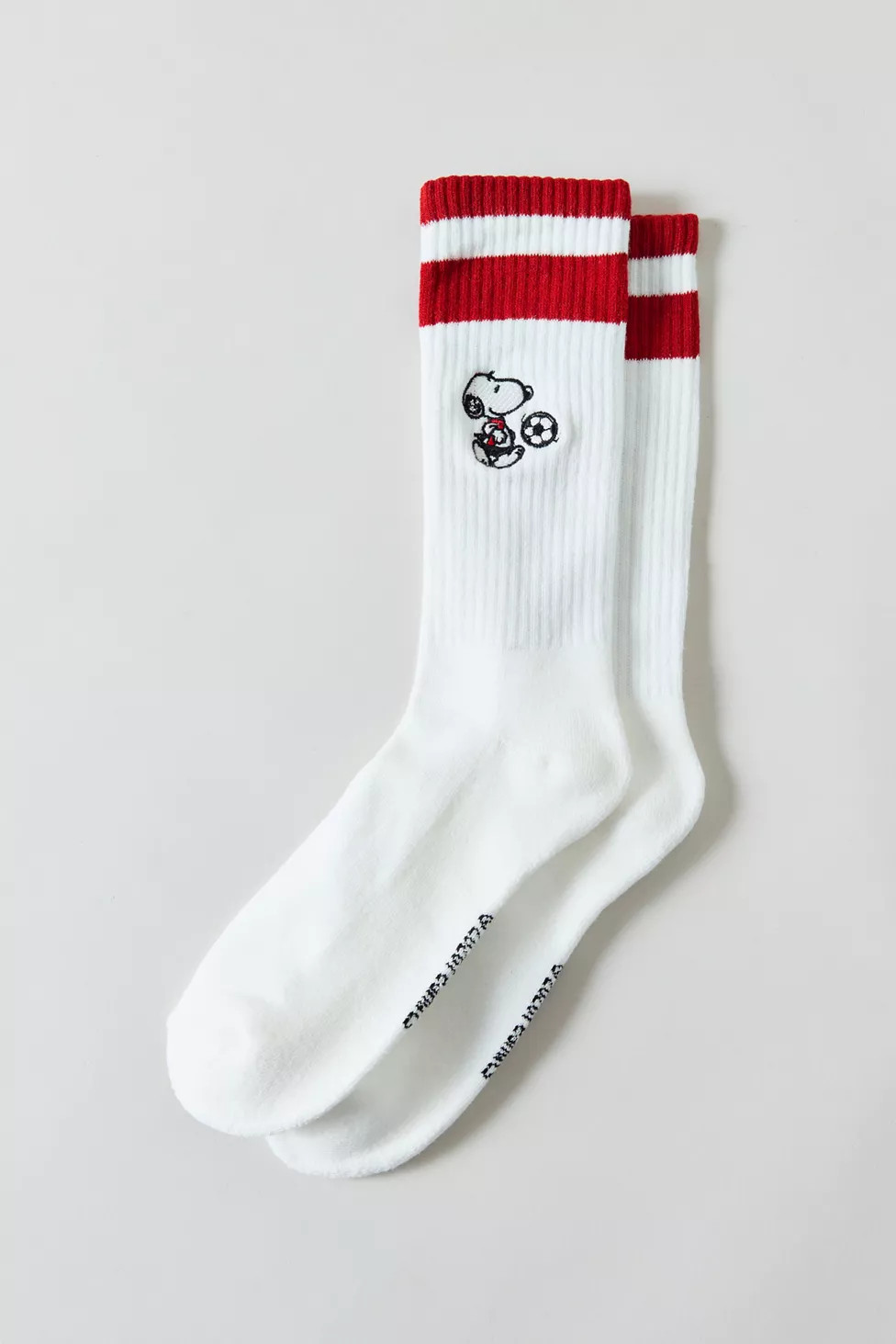 Peanuts Snoopy Athletic Stripe Crew Socks | Urban Outfitters (US and RoW)