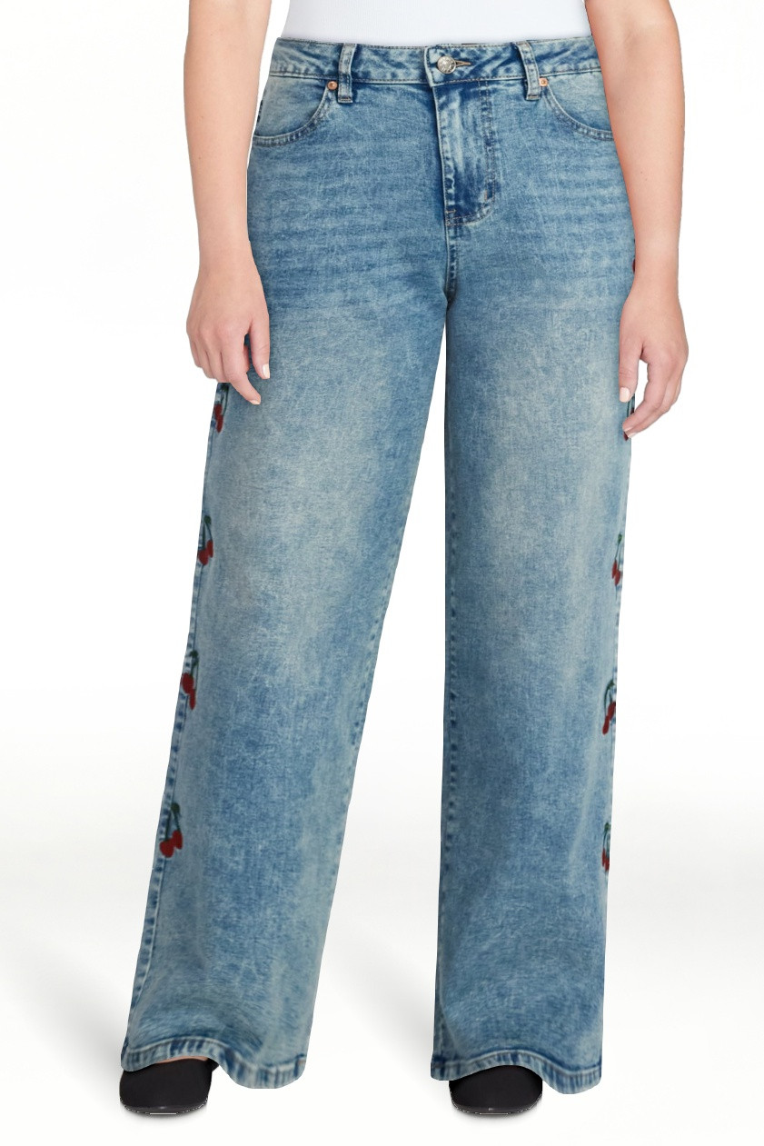 Madden NYC Women’s Ultra 90's Jeans with Cherry Embroidery, 32'' Inseam, Sizes 00-18 | Walmart (US)