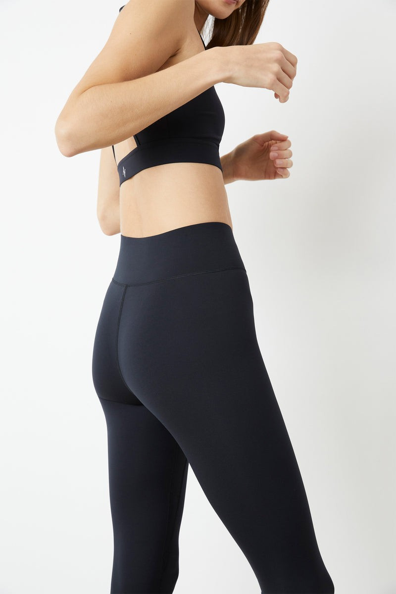 High Waisted Center Stage Legging | Bandier