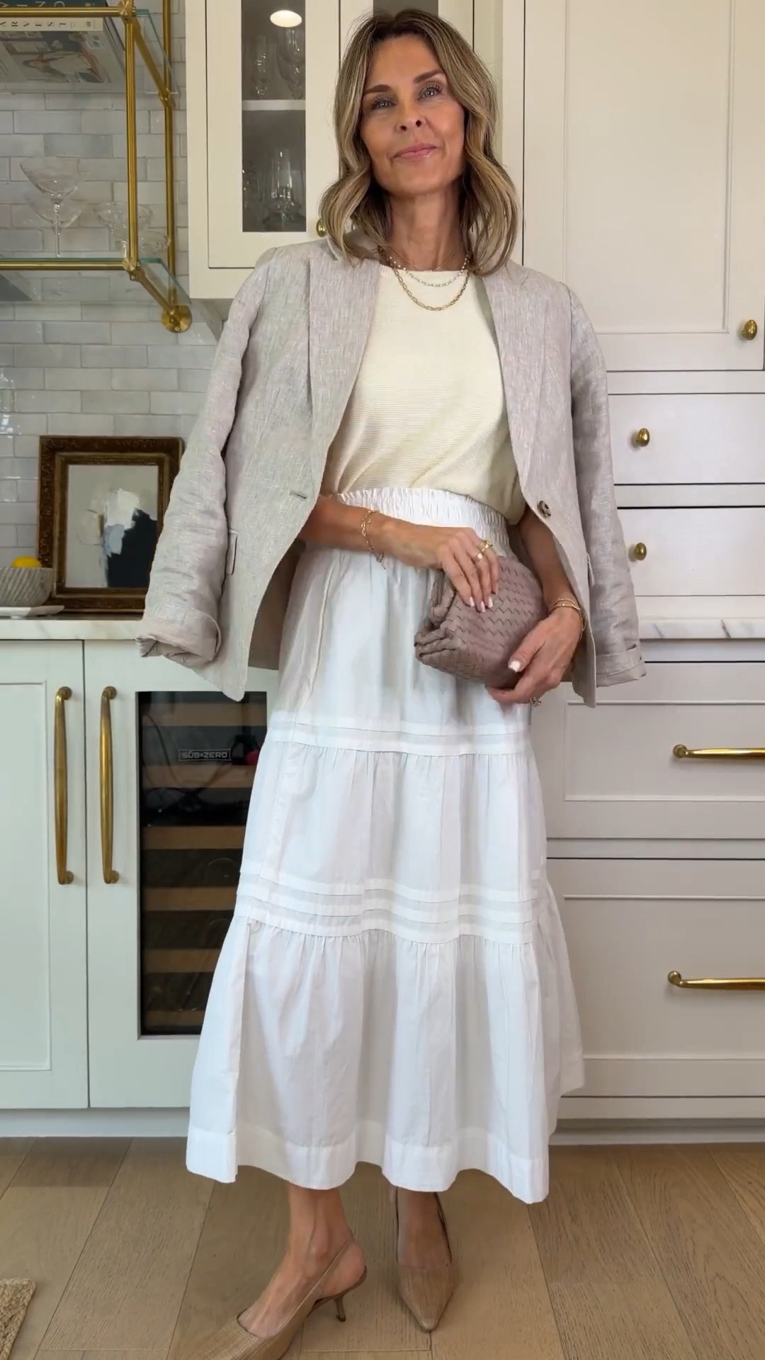 Styling a linen blazer 3 ways
I’m 5’6’’.
-Linen blazer size S
-jeans I sized up one size
-chocolate boatneck tank size XS
-cotton midi skirt size XS
-chocolate trousers TTS
-yellow dolman size XS

@Quince #quincepartner 

#LTKgrwm #LTKootd #LTKOver40