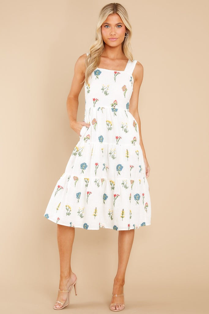 Imaya Embroidered Midi Dress | Red Dress 