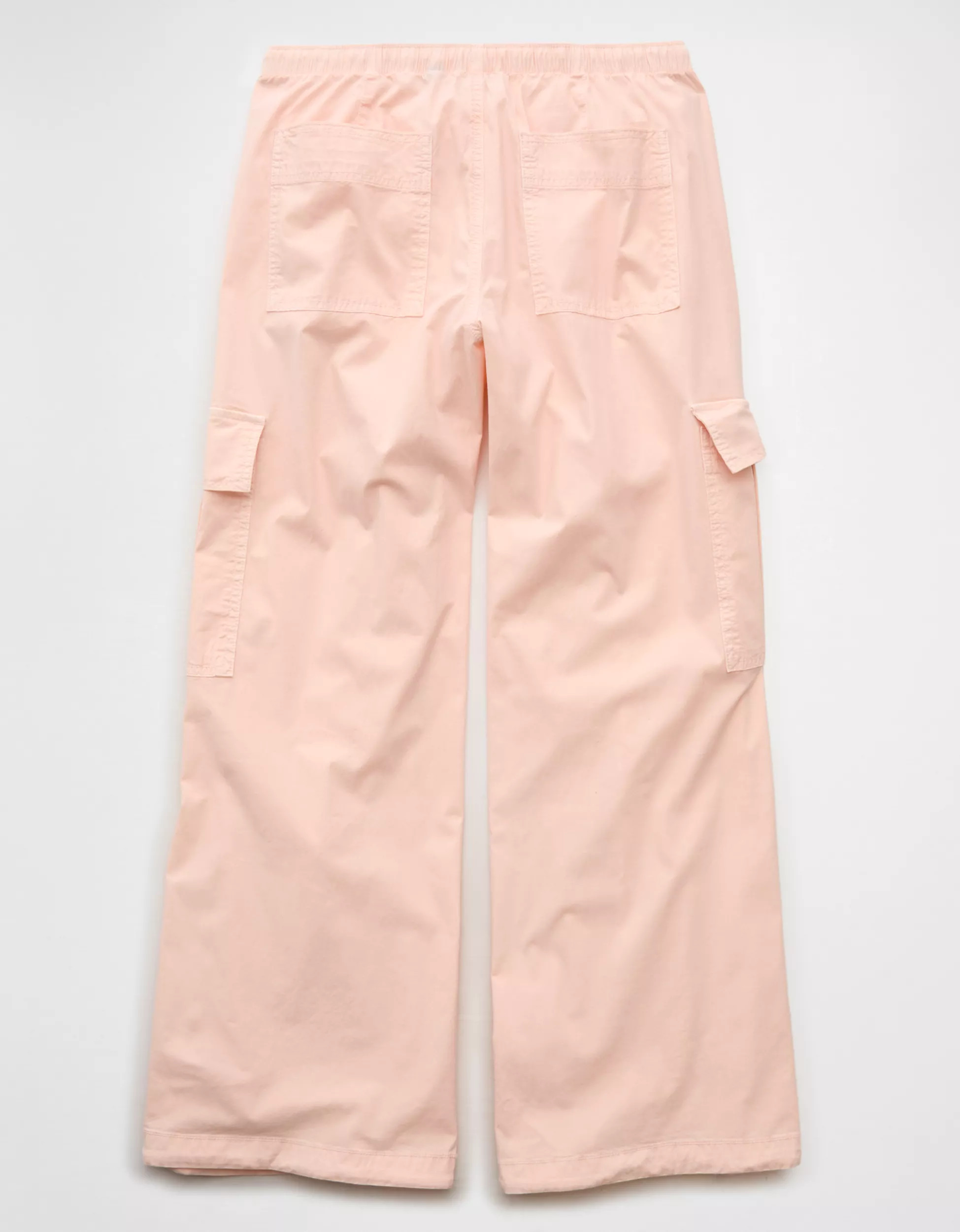 AE Low-Rise Baggy Cargo Parachute Pant | American Eagle Outfitters (US & CA)