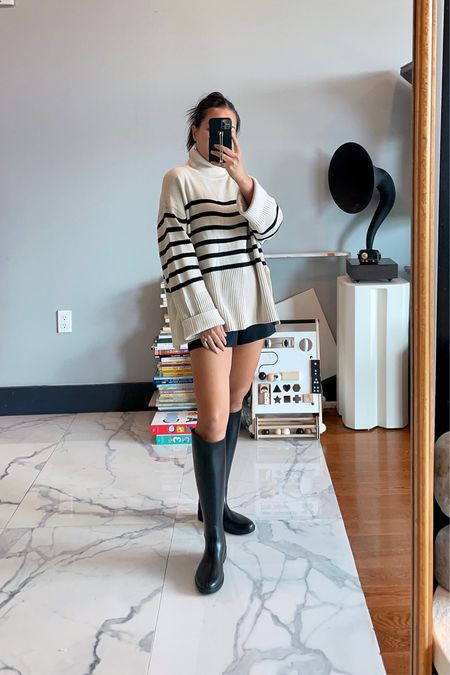Fall favorites!

Sweater - Gap/ light knit/drapes nicely for a relaxed look/I'm wearing an XS

Boots - I find them small to size, so I’d recommend sizing up (I’m a 5 but take these in a size 6)

