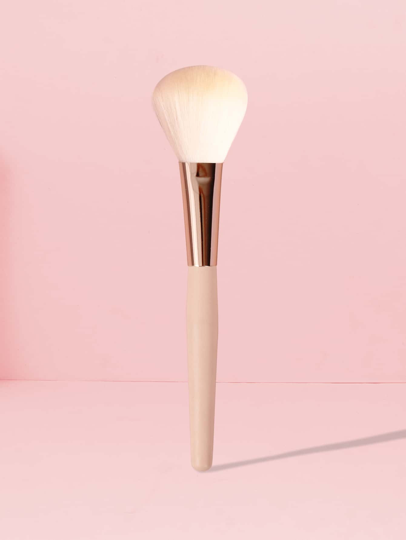 1pc Soft Blush Brush | SHEIN