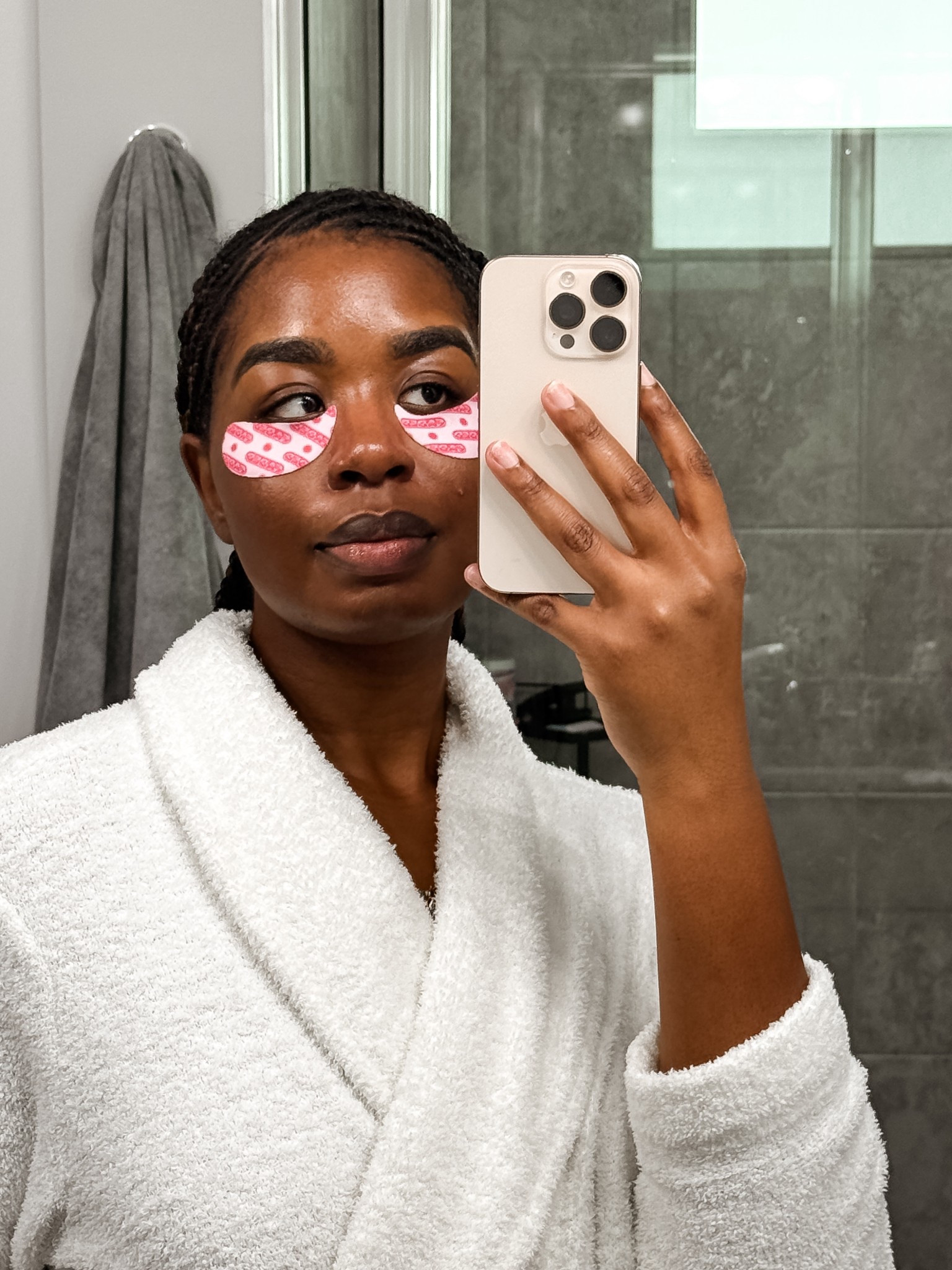 Glowing skin is easy! No dry skin or under eye bags 

#LTKBeauty #LTKStyleTip #LTKFindsUnder50