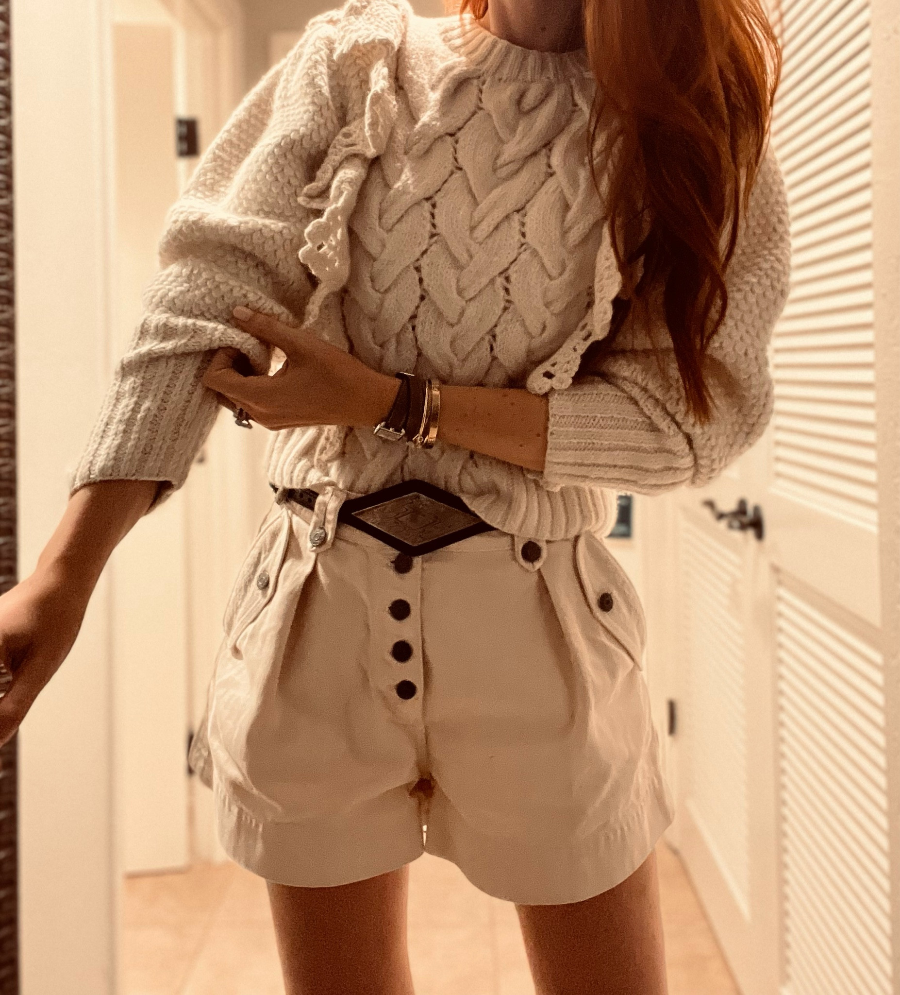 This sweater is super comfortable and cozy. Pair with shorts for an optimal transitional outfit for cooler mornings and warm afternoons. 

#LTKSeasonal #LTKworkwear #LTKHoliday