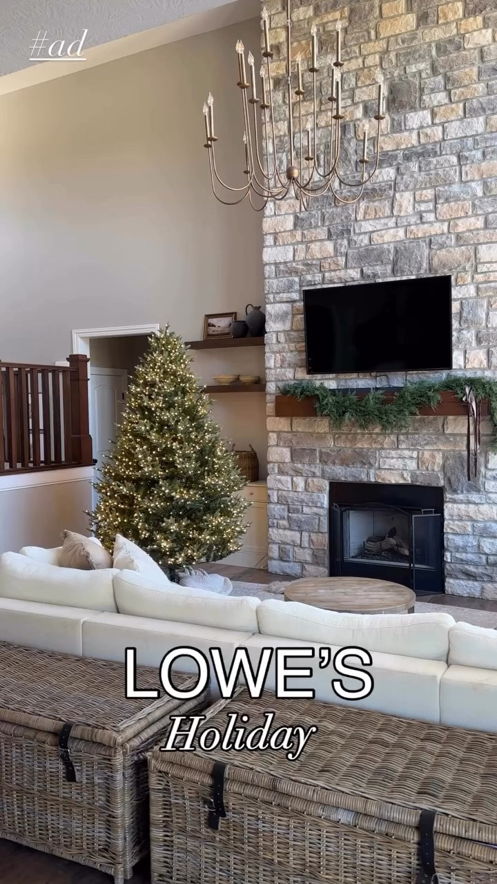 #Ad All Holiday ready with these  @loweshomeimprovement finds! All of these products are boujee on a budget. Can’t beat the high end look without breaking the bank! I can’t believe how realistic the trees and garland are🎄
Comment SHOP below to receive a DM with the link to shop this post on my LTK ⬇ https://liketk.it/
@shop.ltk 

#LowesPartner #ltk #liketkit #ltkhome #Lowesfinds #christmas2025 #holidaydecor #christmasdecor #christmastree #garland