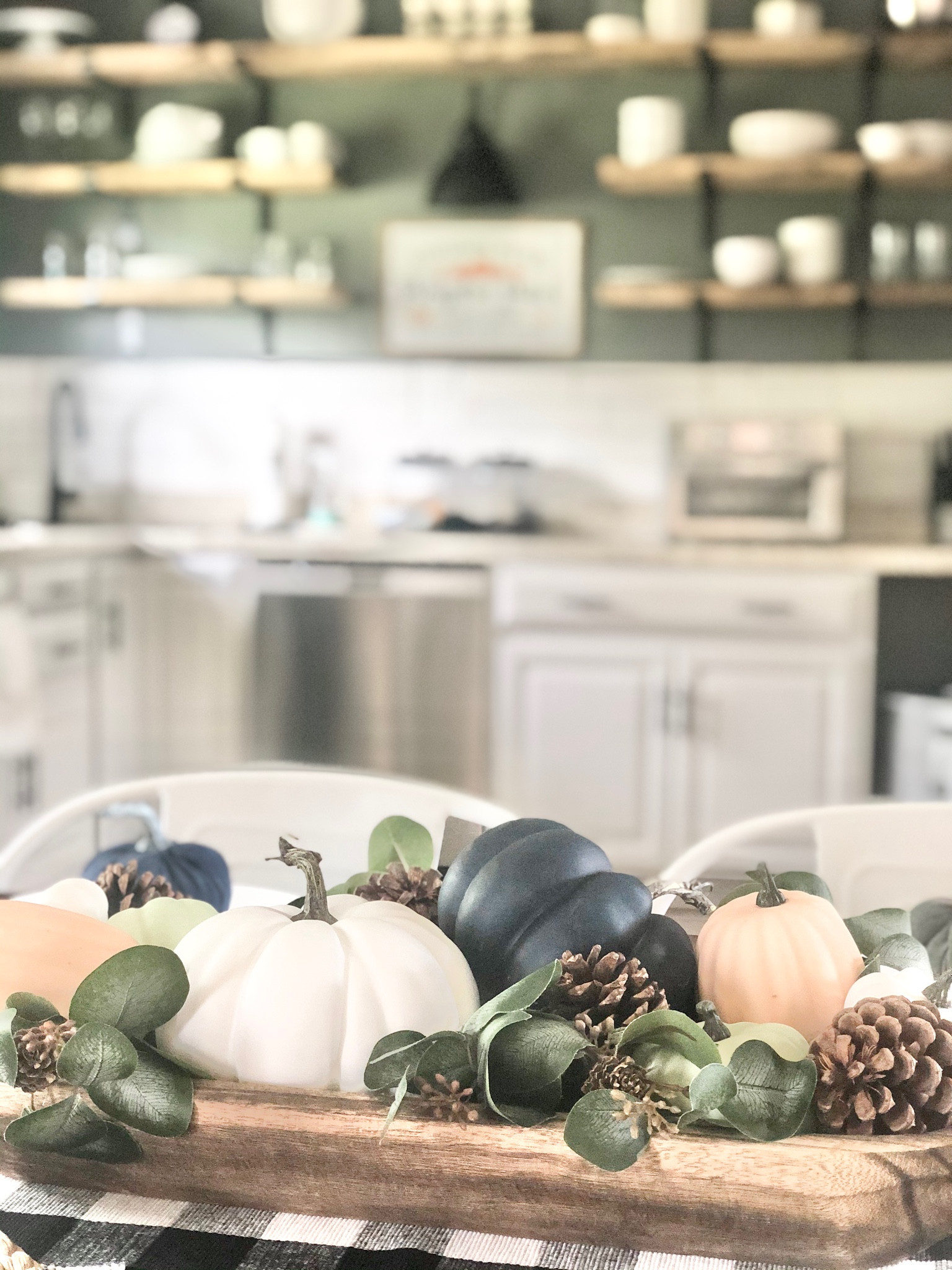 Fall decor, table, kitchen, pumpkin decor, centerpiece, home decor 

#LTKhome #LTKSeasonal #LTKparties