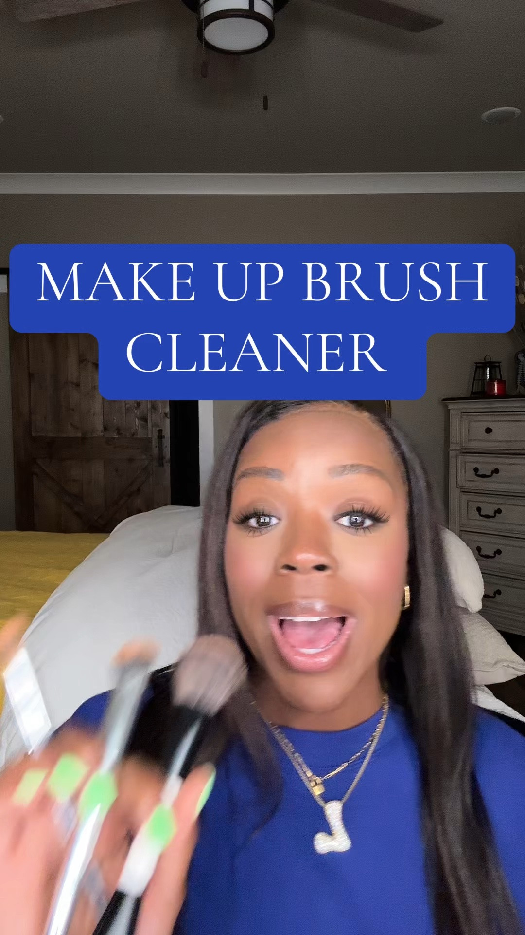 The simple way to clean your brushes

#LTKBeauty